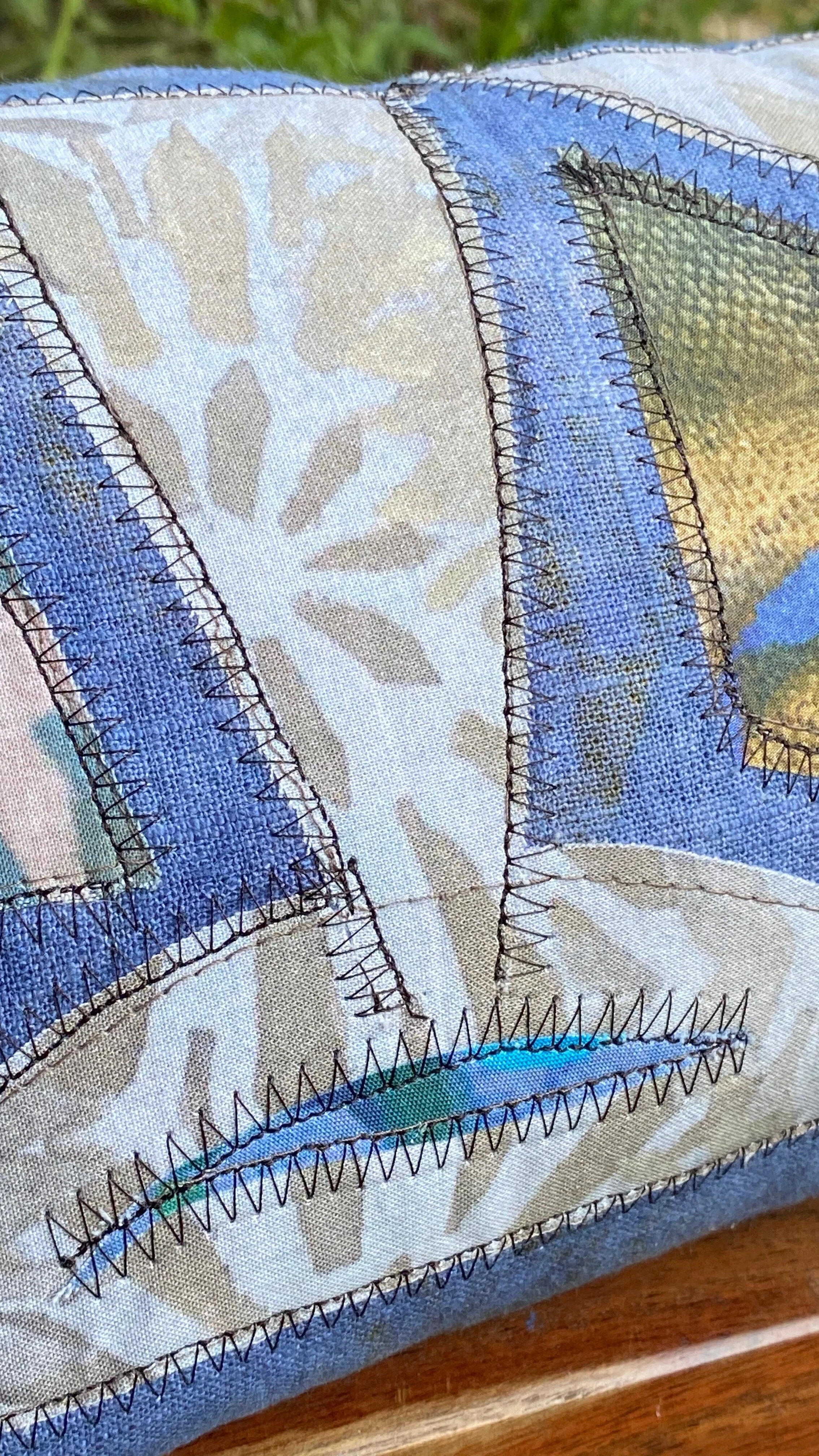 HODDER-POH2-DETAIL1.JPG