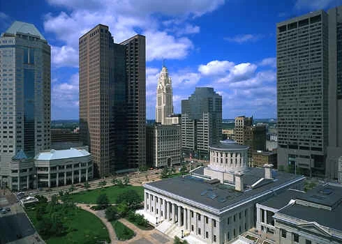 downtown-columbus-ohio-statehouse.jpg