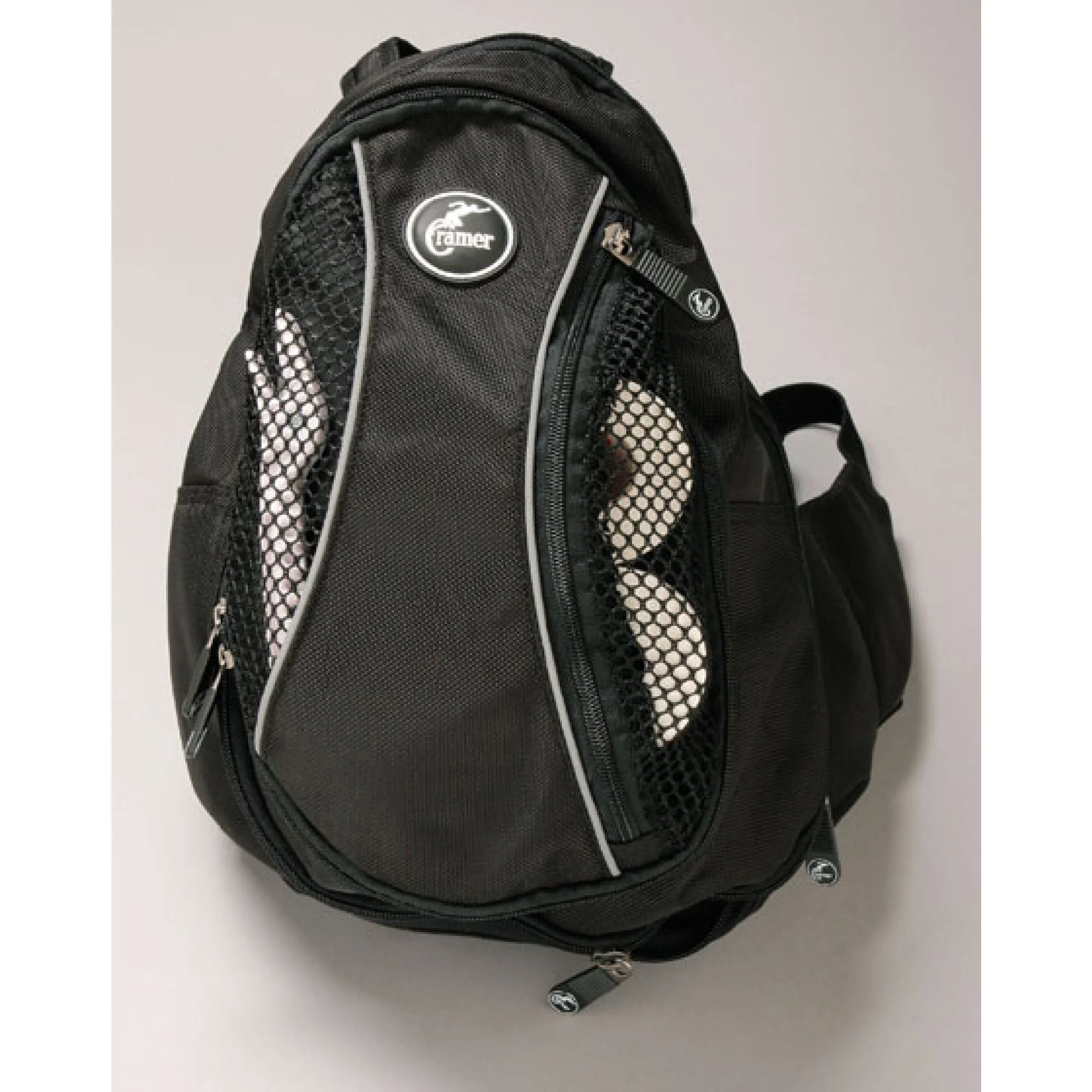 Cramer sling pack elite close.jpg