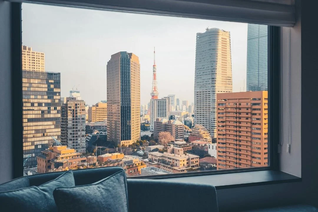 Why Clean Windows Are a Vital Part of Brand Presentation for Luxurious Hotels