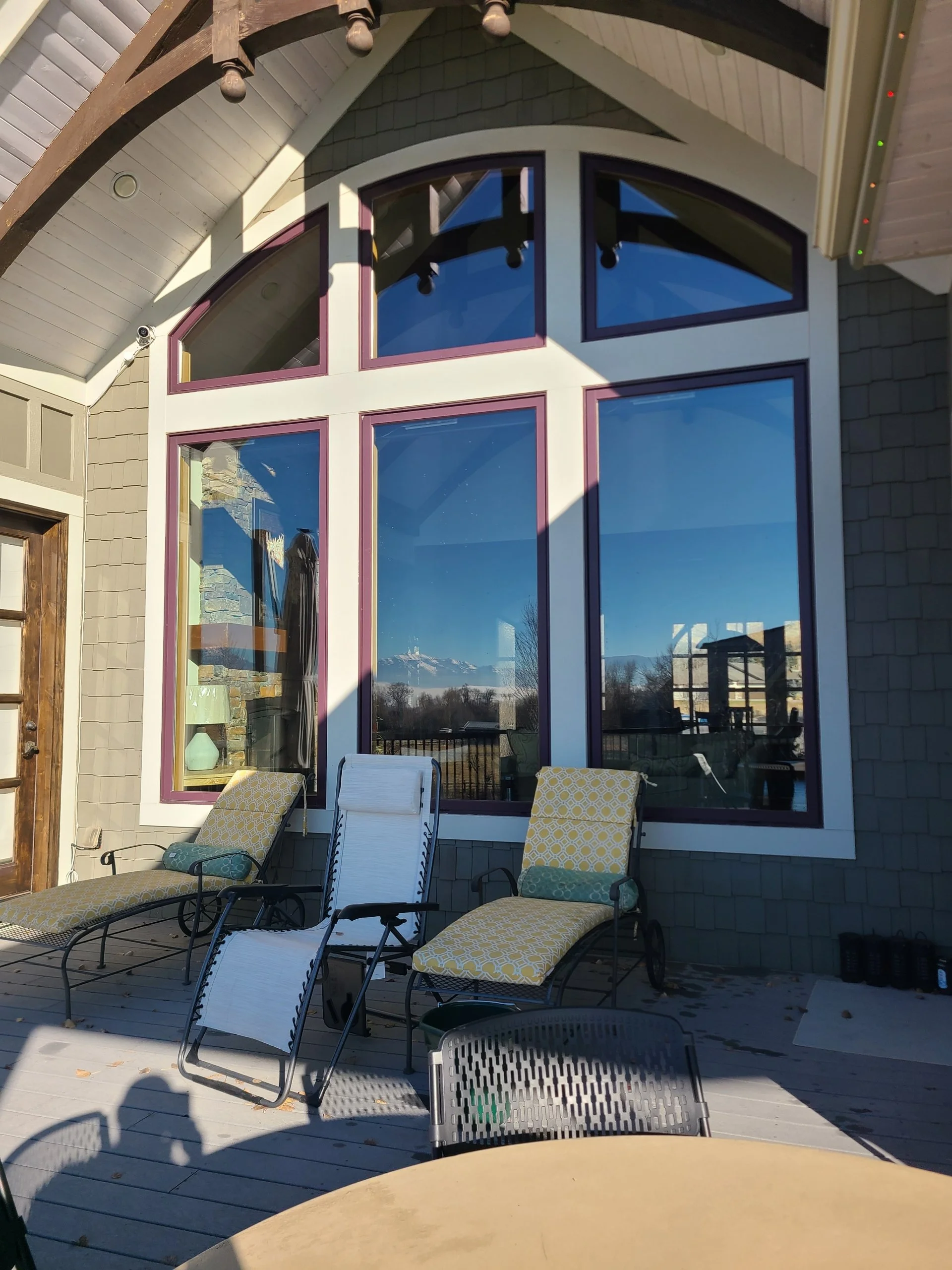 This Is Why Dirty Windows Can Cost Homeowners More Than a Bad View 