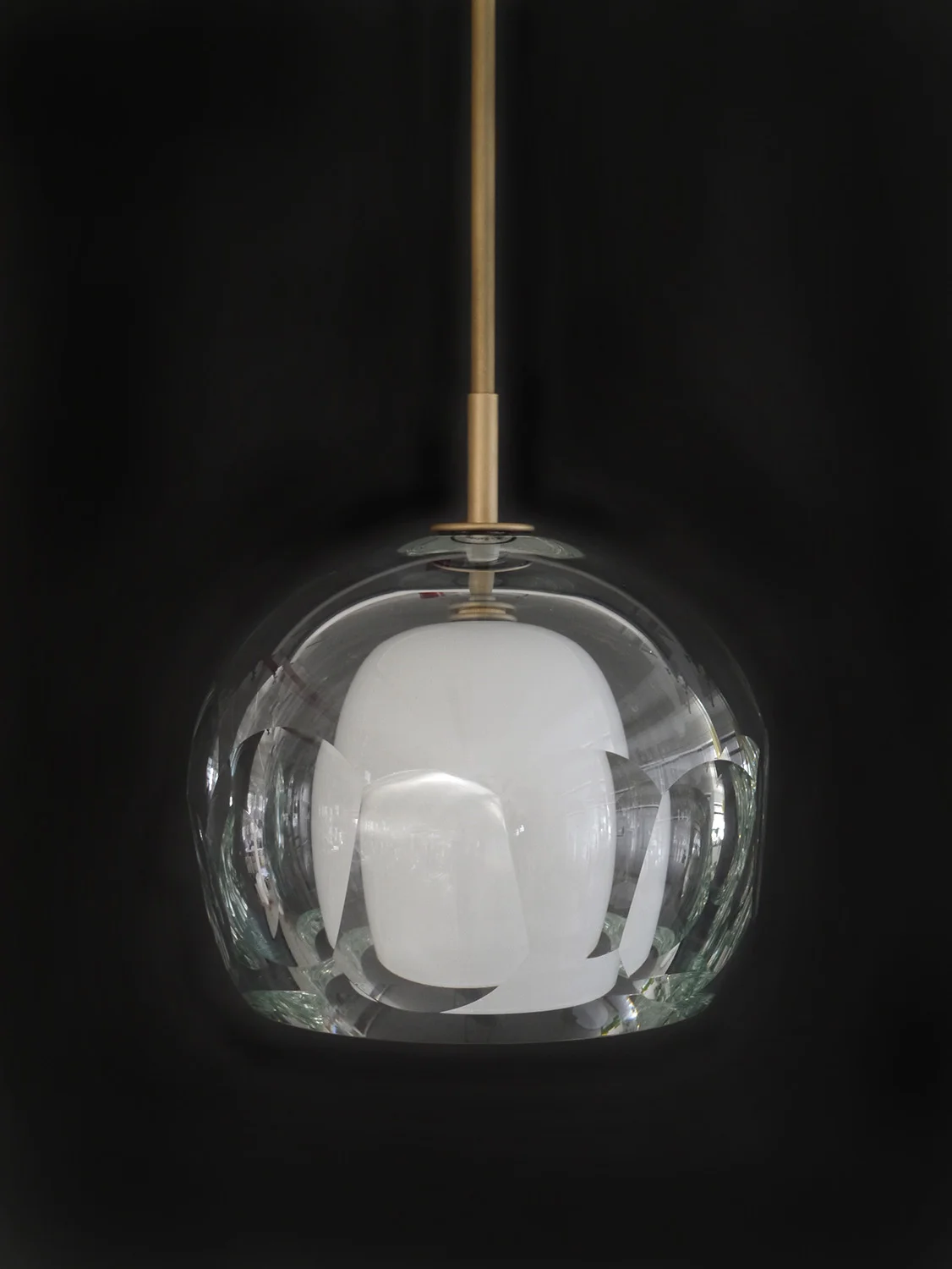 Glass + Crystal_C-185_Cust Crystal Pendant_off.jpg