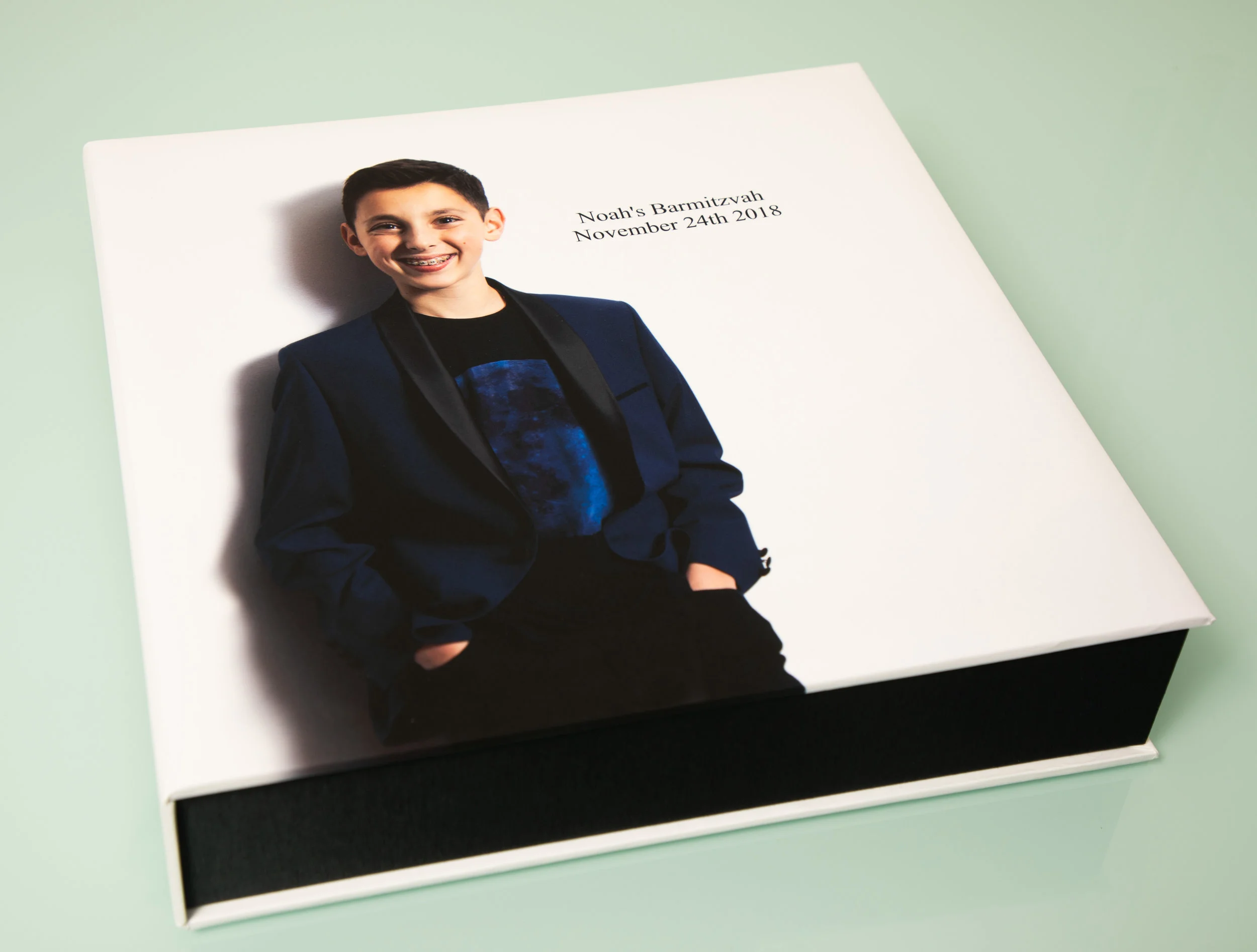 Box with image cover for main album