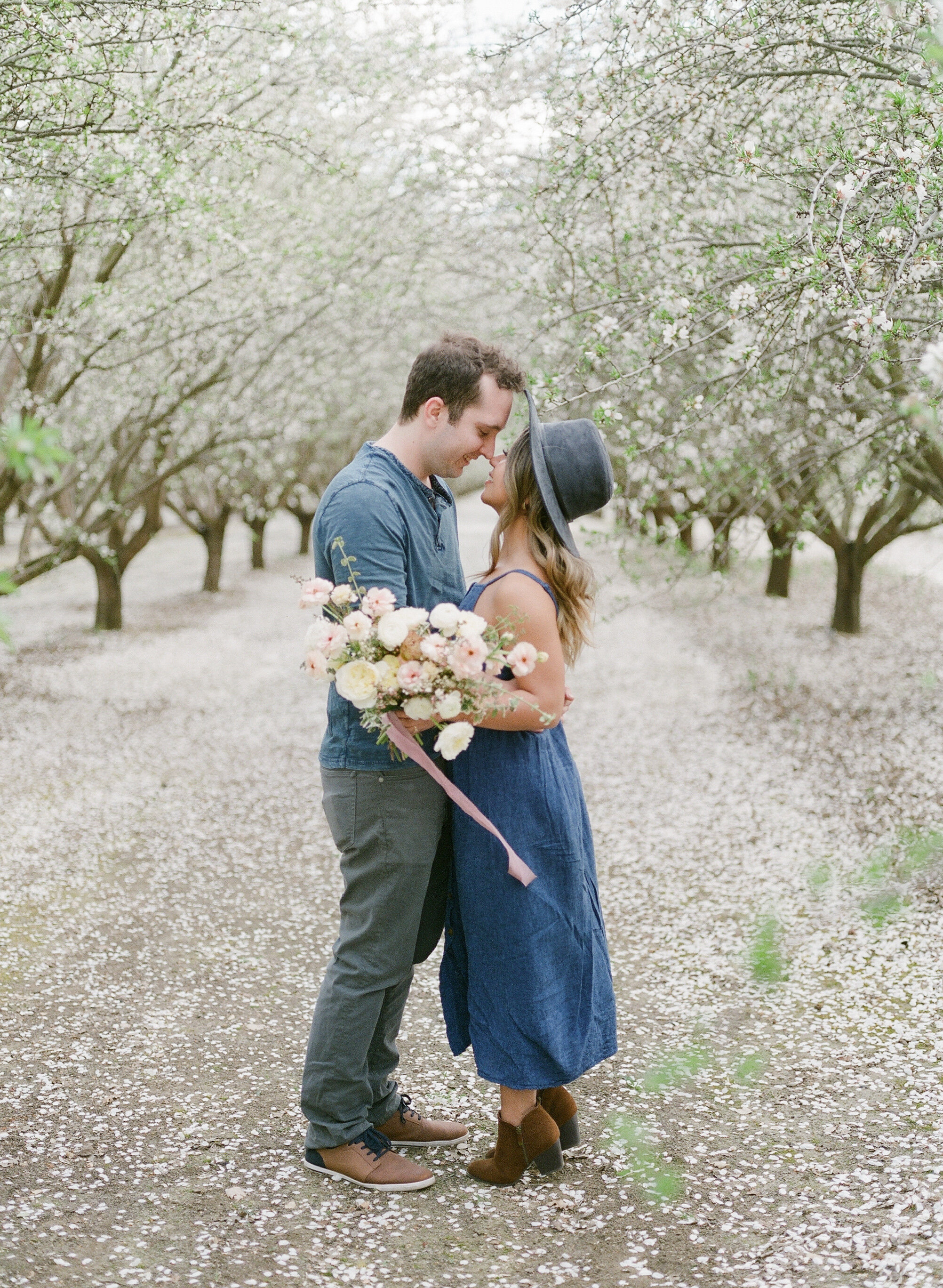 Rochelle+Danny_GiveawayMiniSession_IvoryBlushPhotography57.jpg