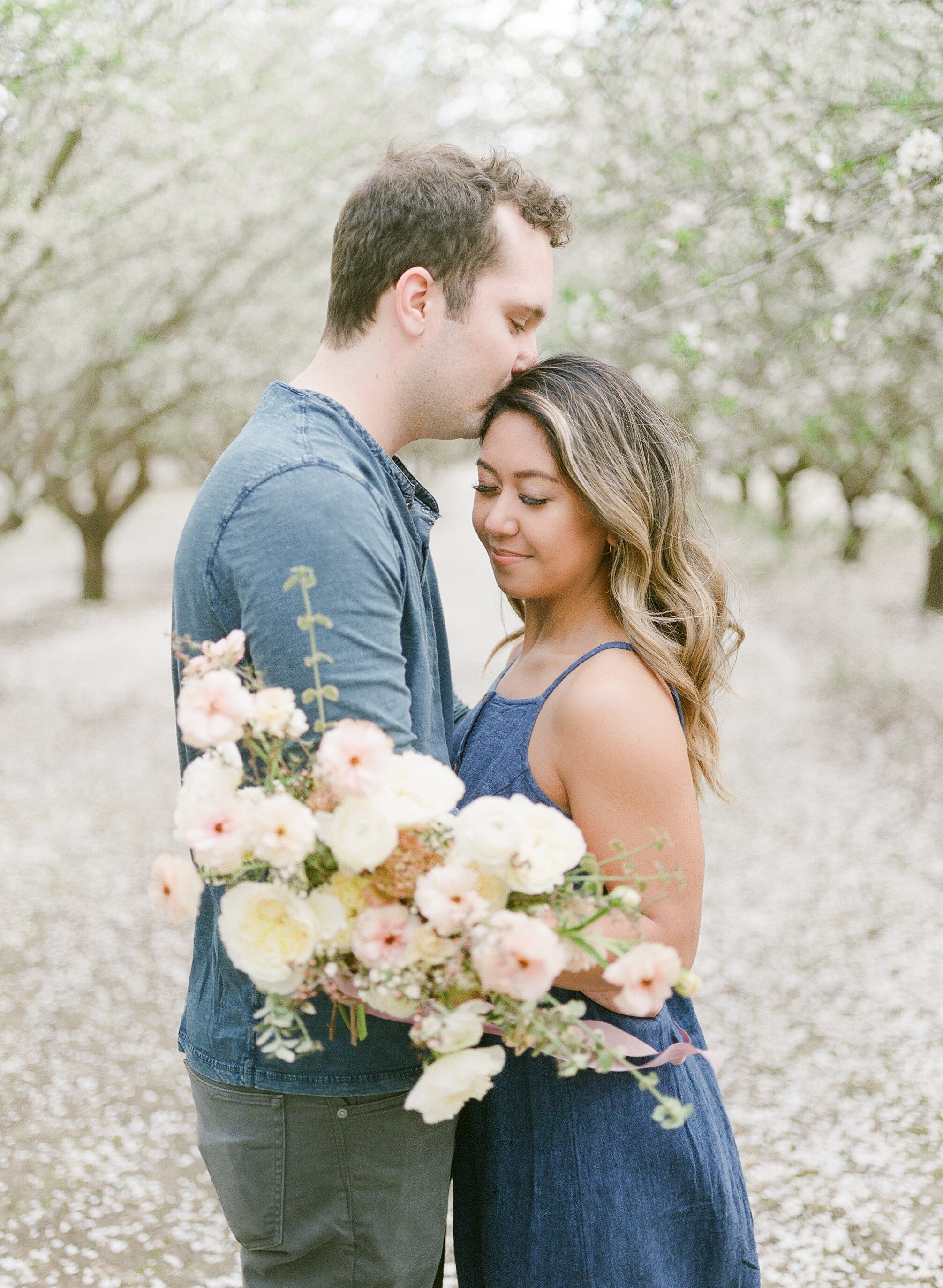 Rochelle+Danny_GiveawayMiniSession_IvoryBlushPhotography61.jpg