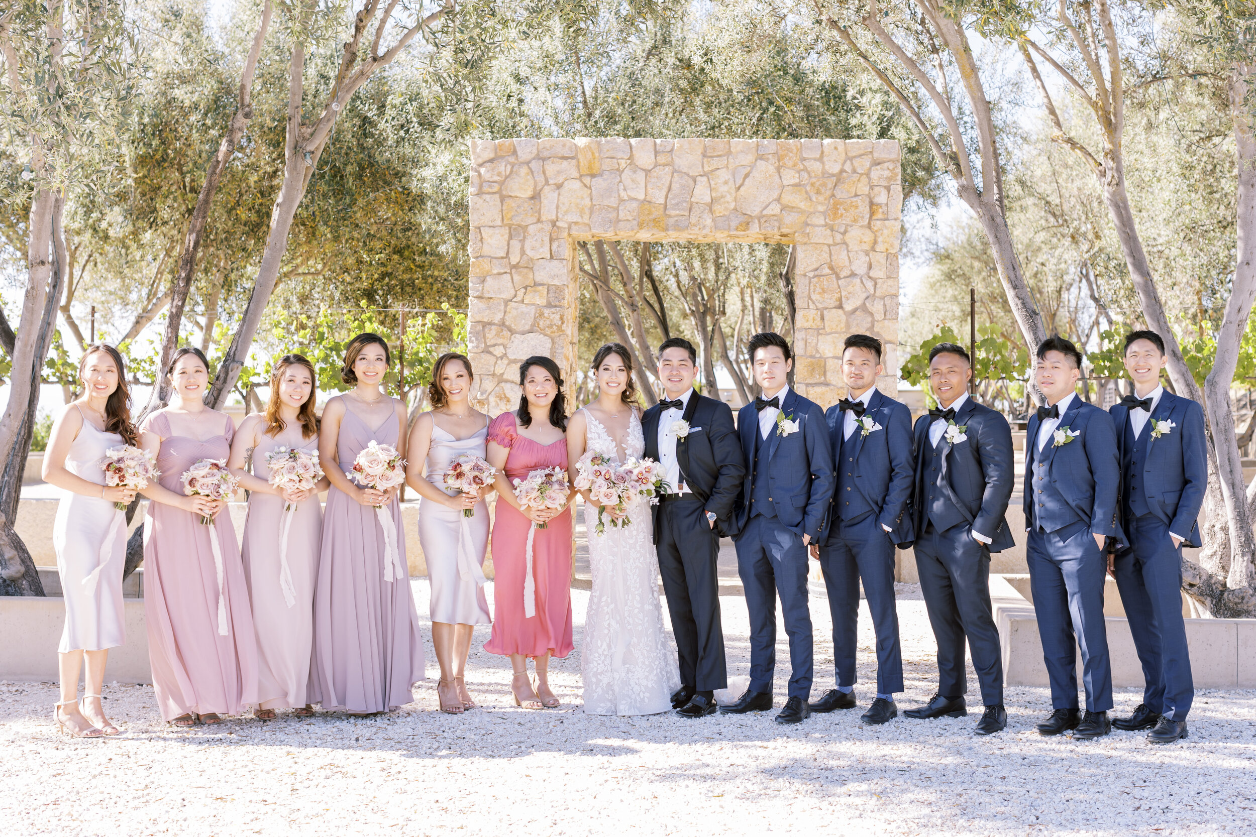 WeddingParty_Amy&HoanWedding_IvoryBlushPohtography2.jpg