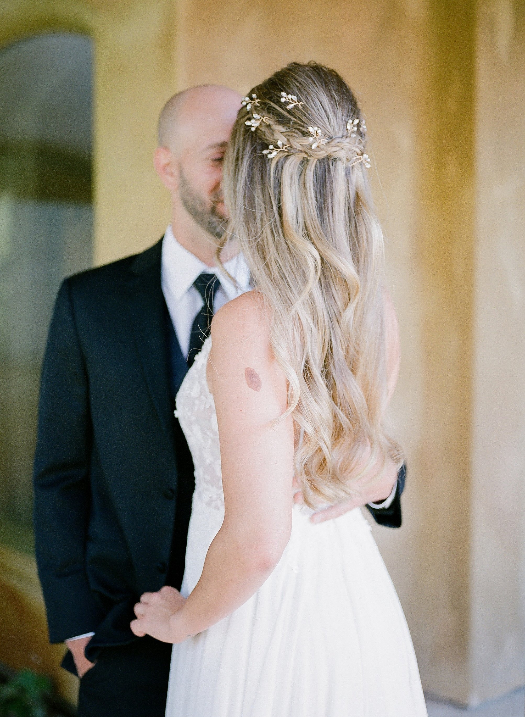 K&KWedding_FirstLooks_IvoryBlushPhotography69.jpg