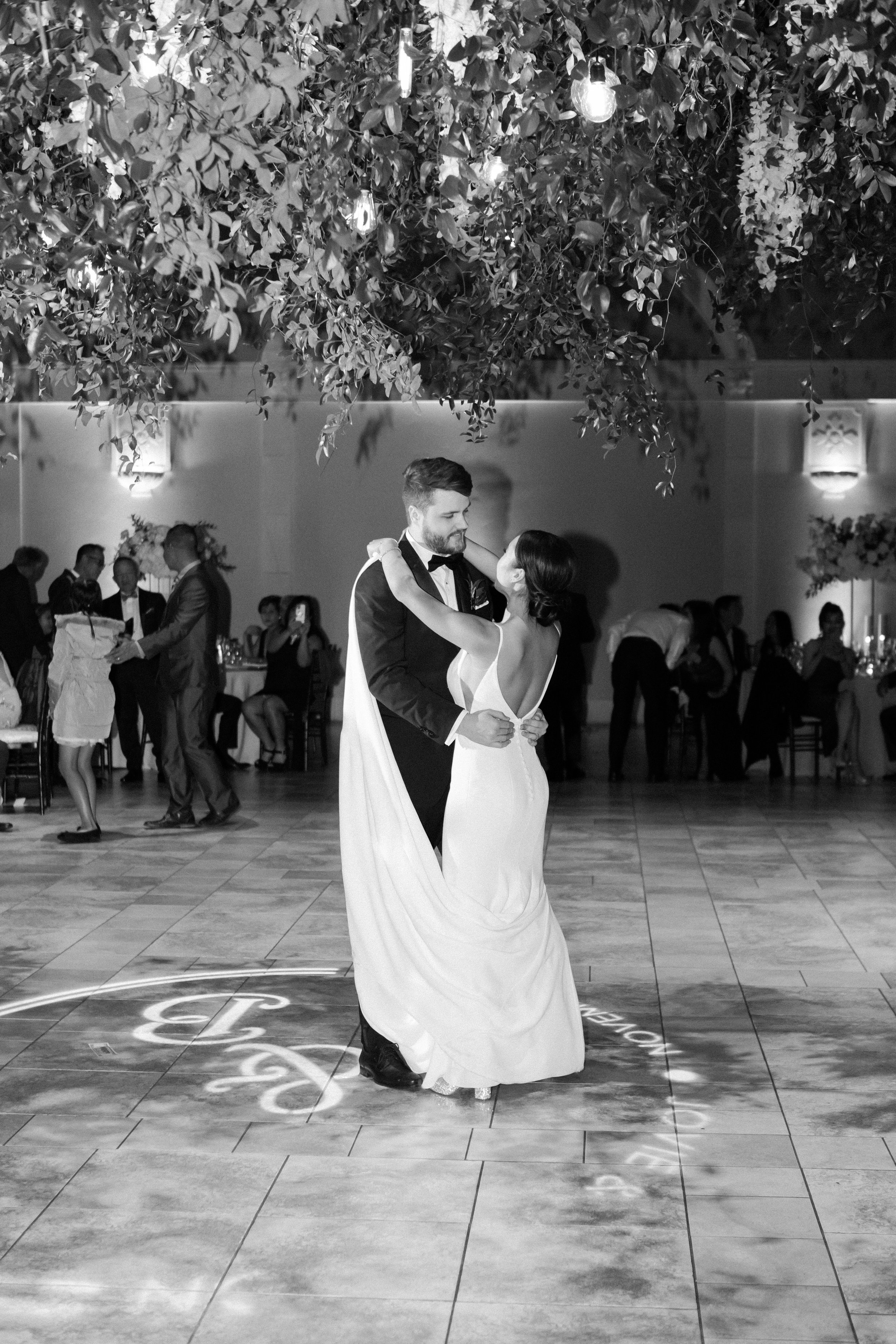 Jovie&BrandonMarried_Reception_IvoryBlushPhotography83.jpg