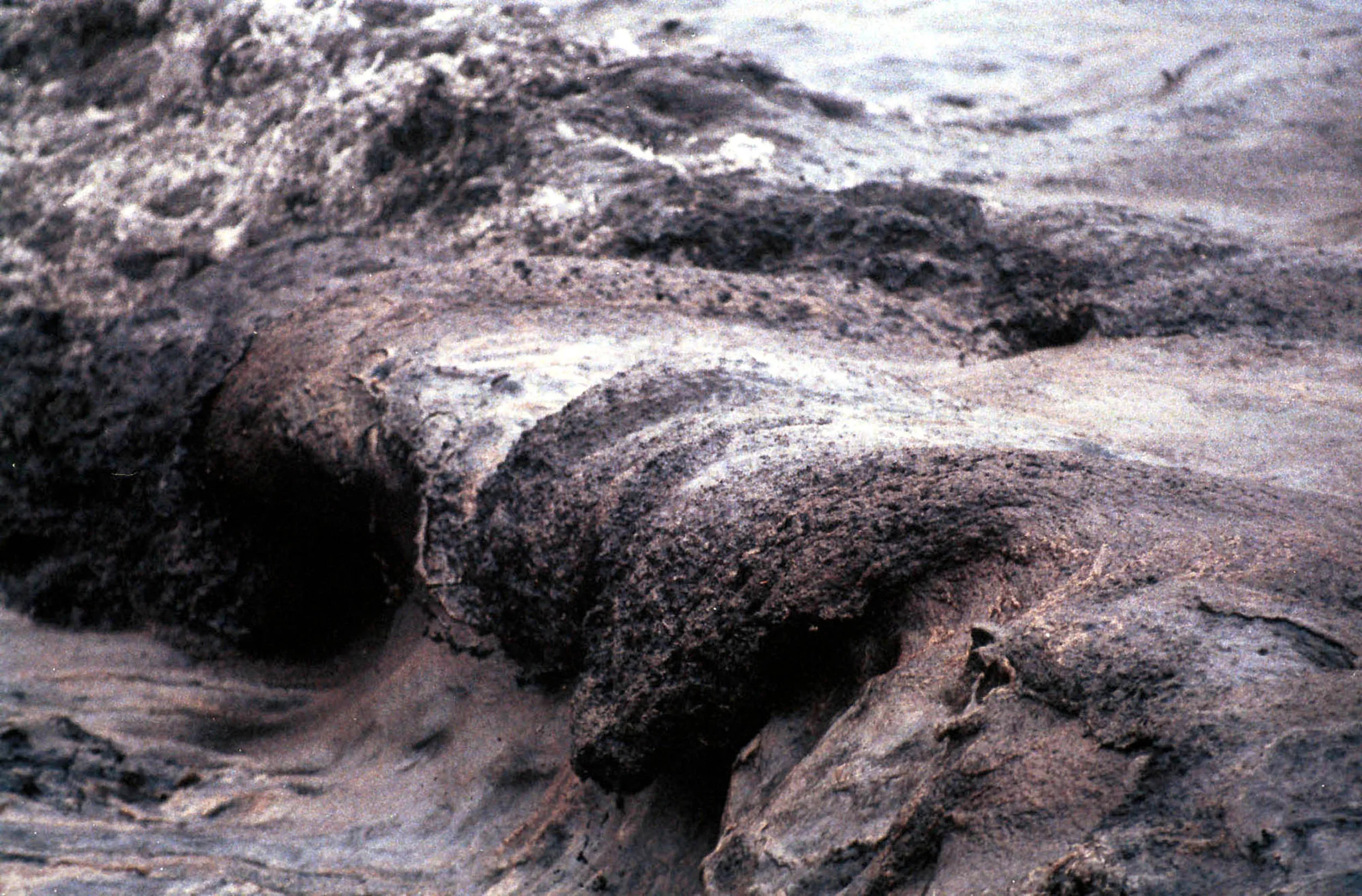 A wave of Heavy Fuel Oil. JONAA © John Cunningham