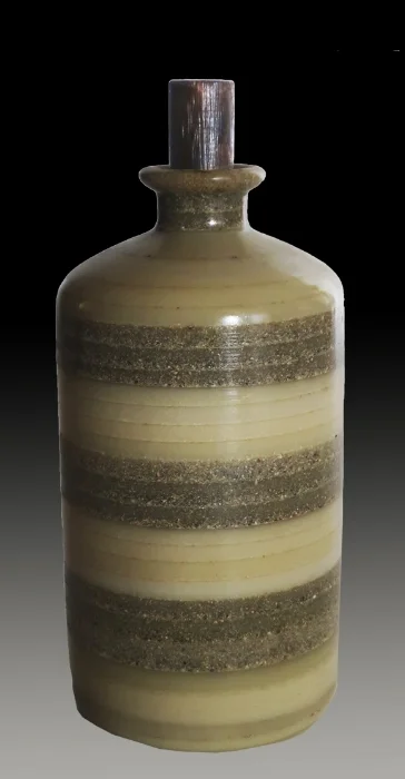 Bottle.jpg