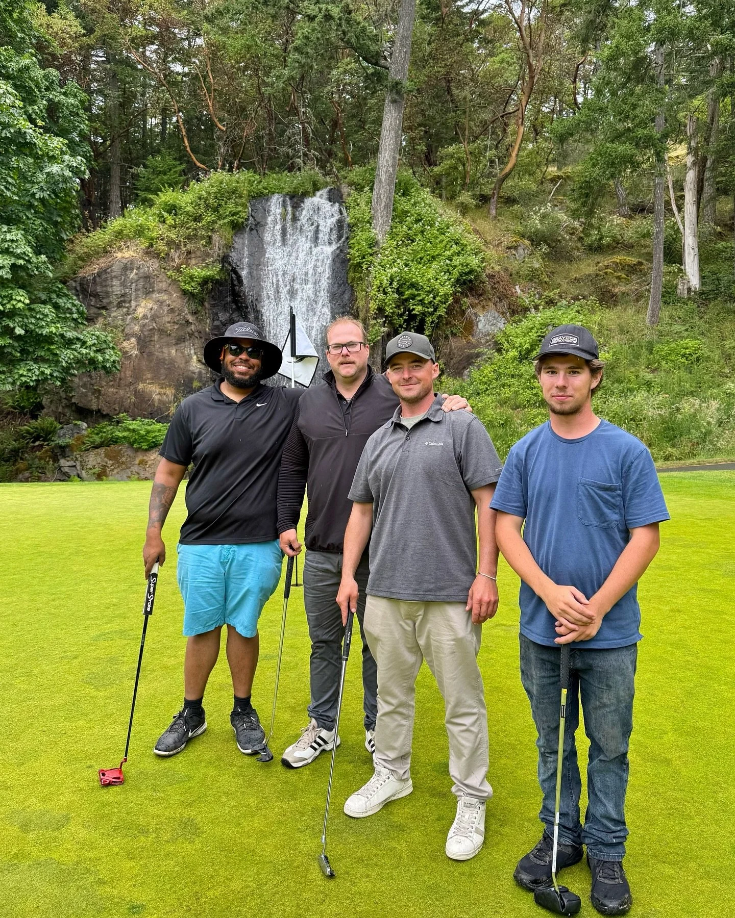 A great day on the course with the Draycor and Designated crews — taking a break from the job sites to show appreciation for the hard work they put into every project! 🏌️⛳️
#draycor #civilconstruction