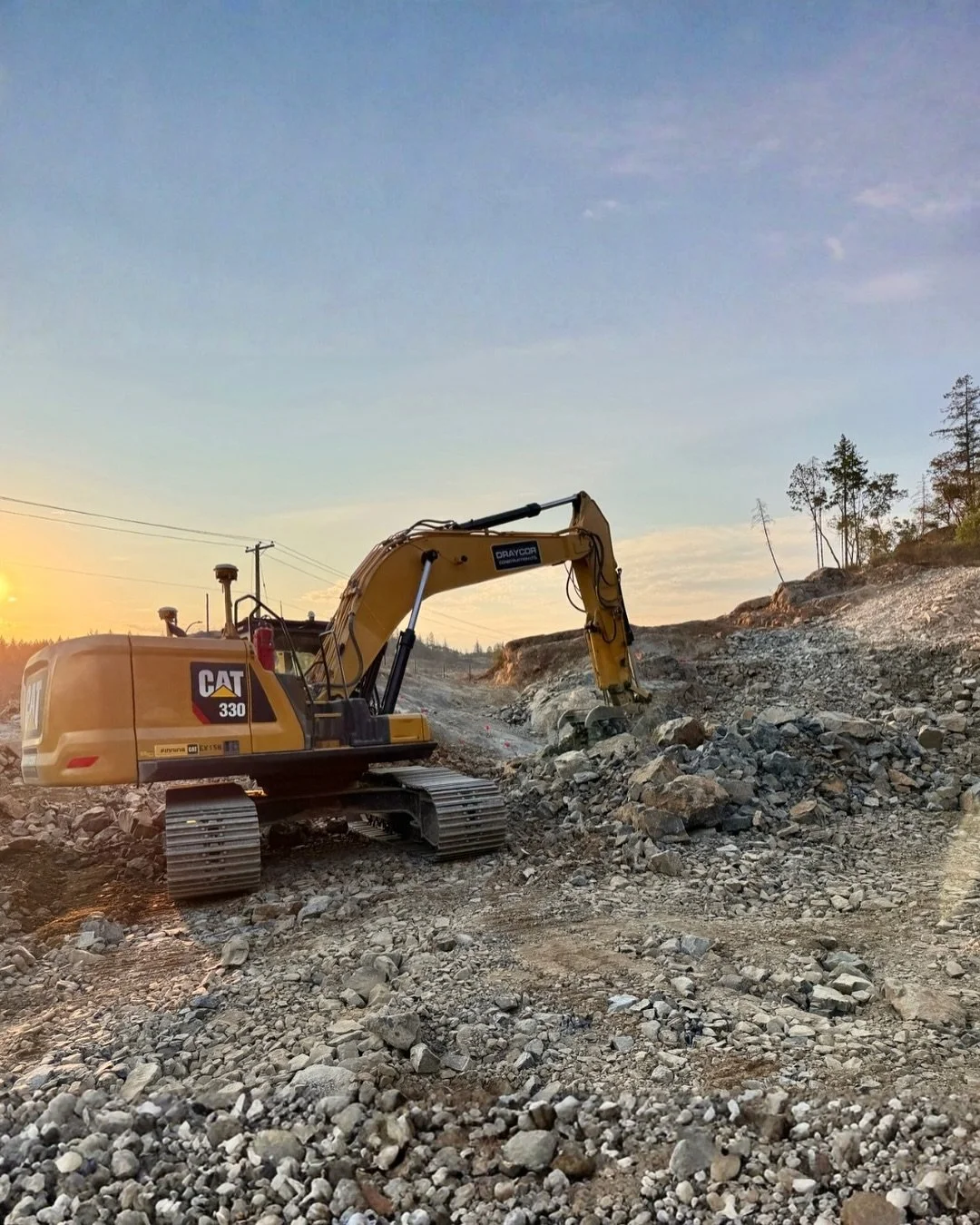 Centre Mountain project update: earthworks done with blasting support thanks to @hhsdrillingandblasting 💥🧨🌲