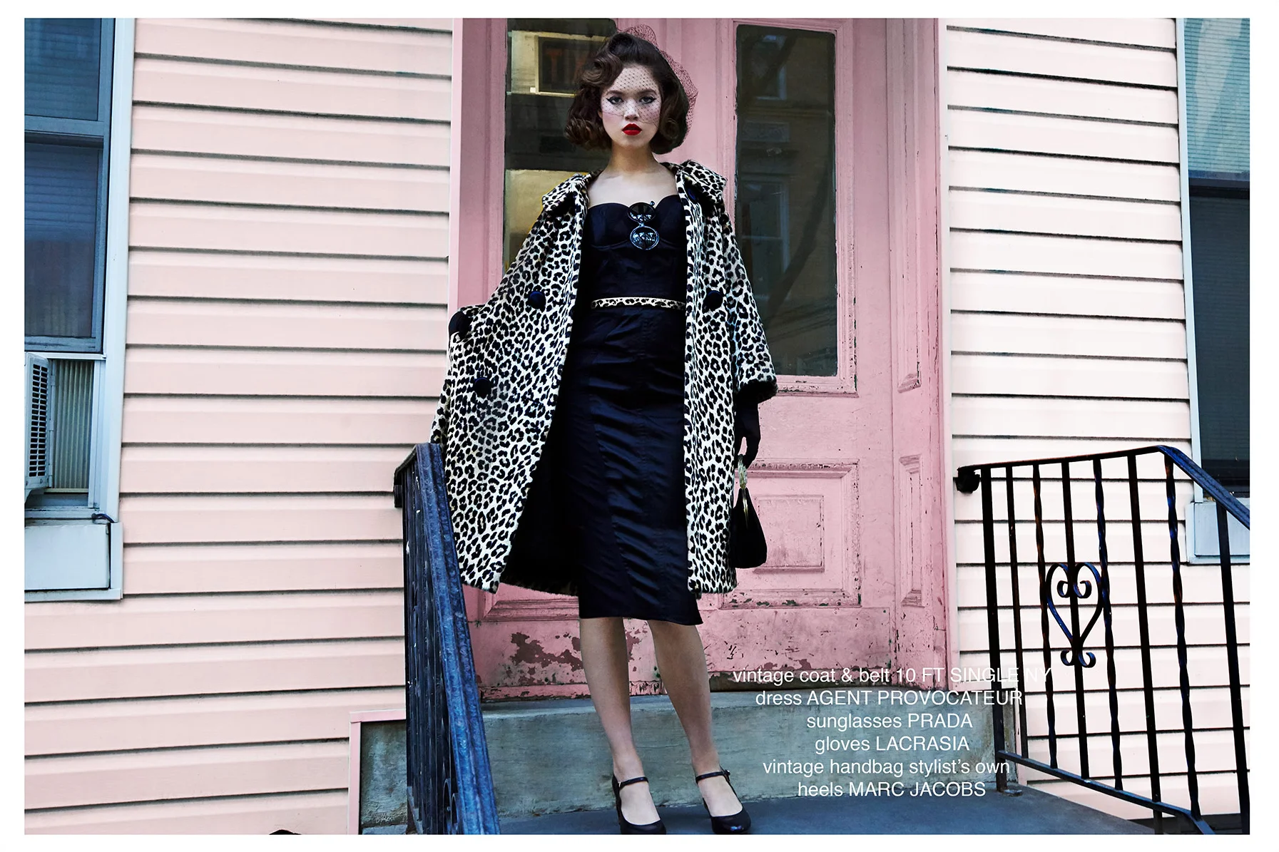 Demi-Jonk-Stoop-SPREAD10F.jpg