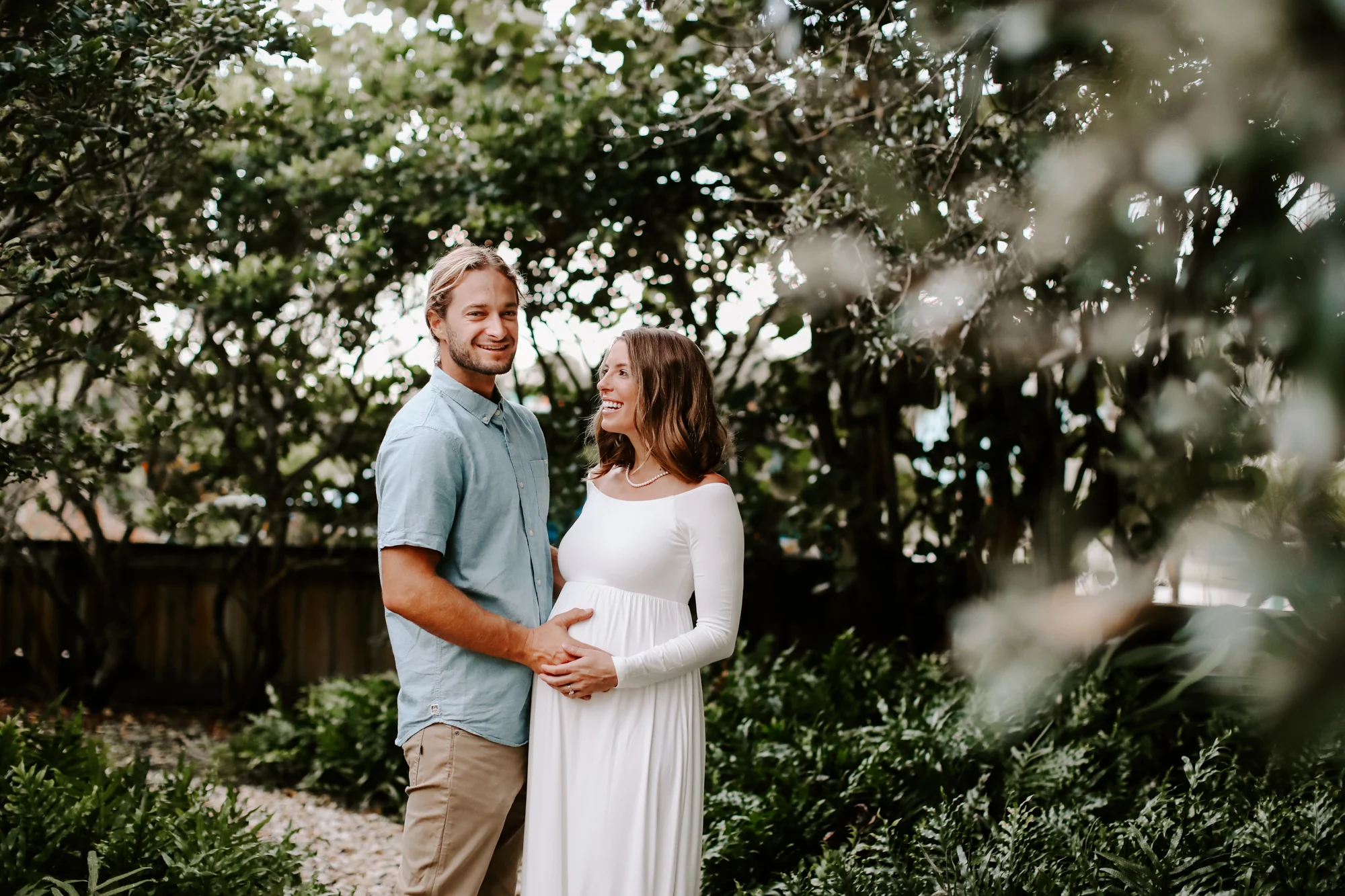 new-smyrna-beach-maternity-photographer.jpg