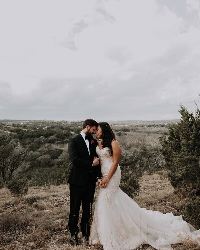 I ain't mad about this view 😍
-
-
-
#austinweddingphotographer #austintexasweddings #elopmentphotographer #livelifebeautifully #creativelifehappylife #momentsovermountains #chasinglight #huffpostido #indiebride #outdoorweddingphotographers #greenwed