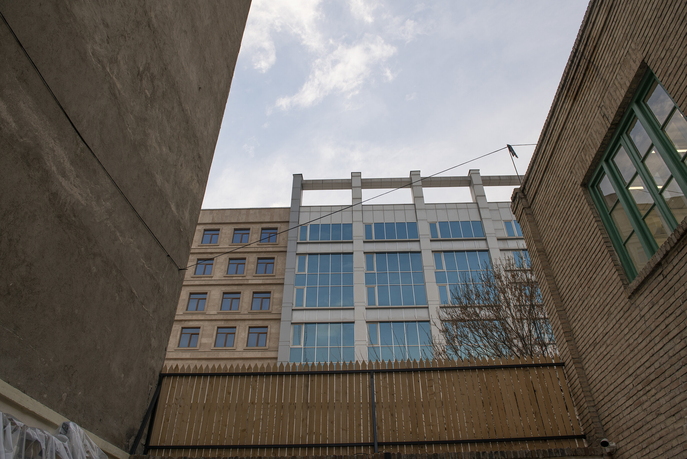  Untitled (Territory of the Semiotic)  49 meters of lace, 4 iron rods, 2 hooks Installation (بدون عنوان (قلمروامرنشانه شناختی  *Formally, similar to the usage of an  Eruv  in Judaism, a 49 meters long rope mad of the same lace used in the entire inst