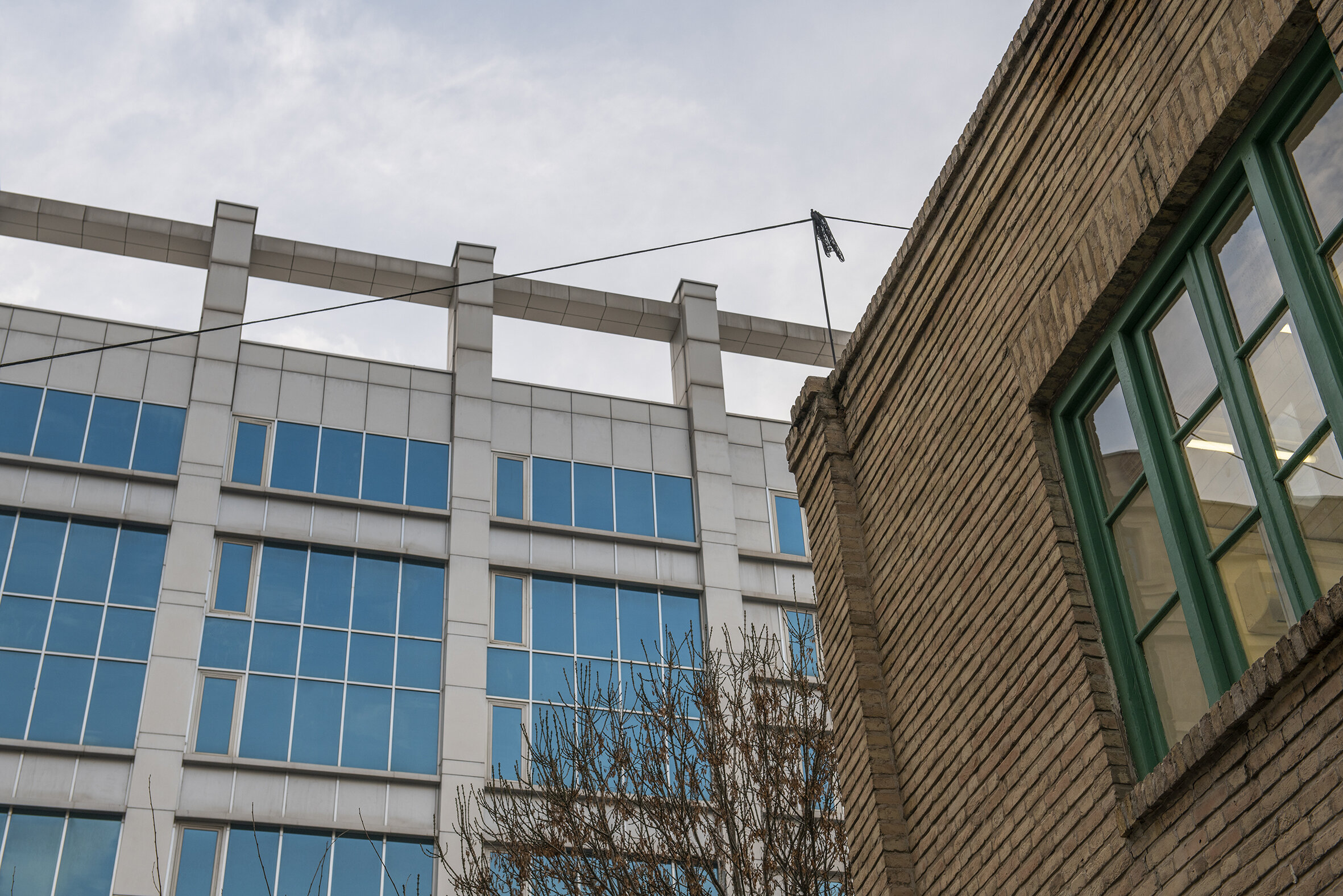  Untitled (Territory of the Semiotic)  49 meters of lace, 4 iron rods, 2 hooks Installation (بدون عنوان (قلمروامرنشانه شناختی  *Formally, similar to the usage of an  Eruv  in Judaism, a 49 meters long rope mad of the same lace used in the entire inst