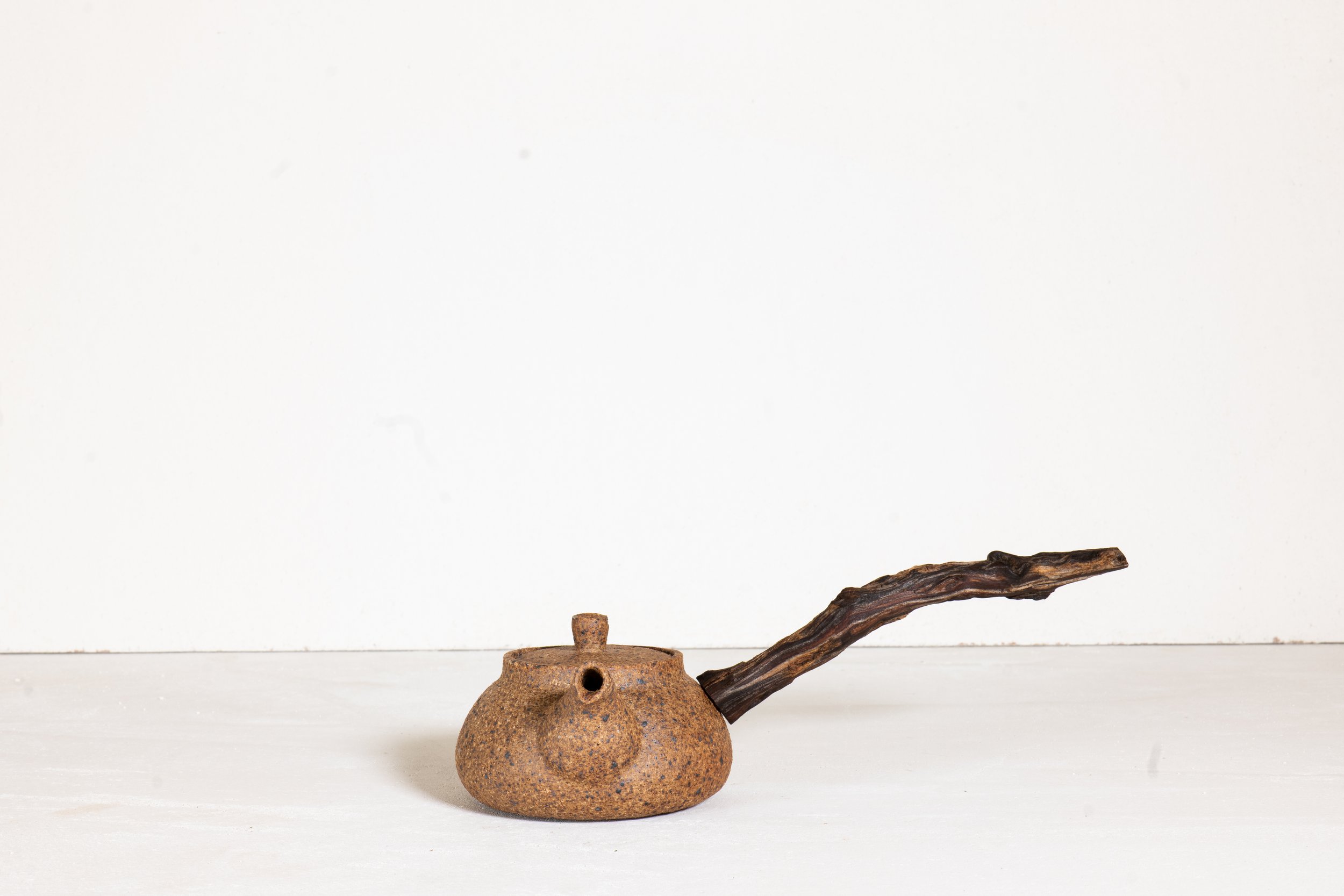 200ML Wooden Side Handle Teapot