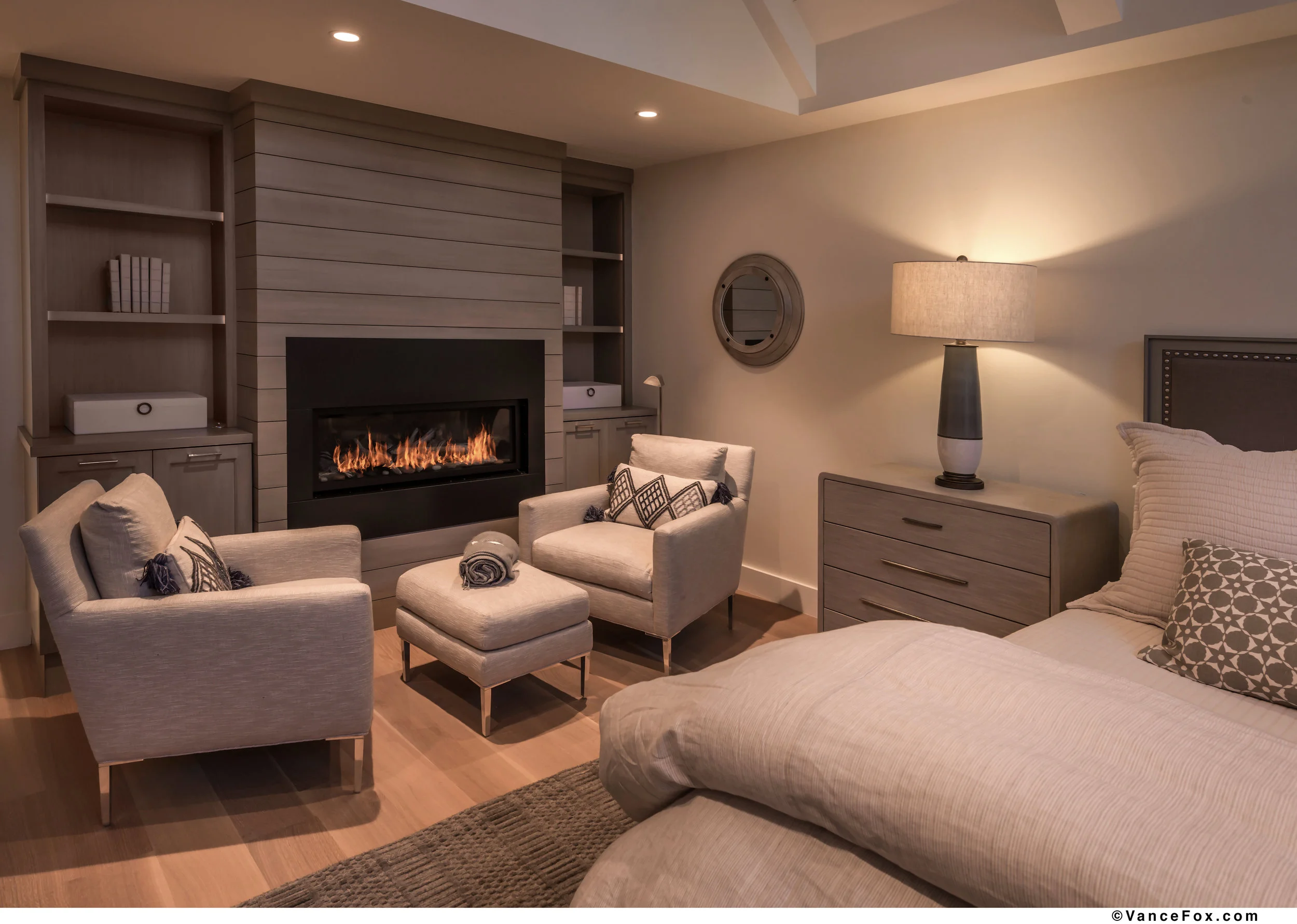 9902LakeSt06.jpg