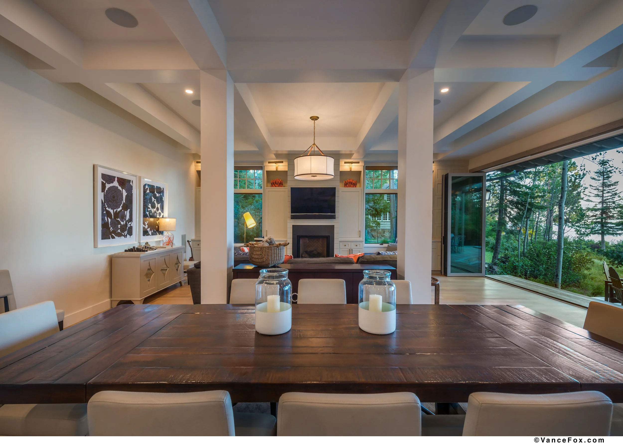 9902LakeSt11.jpg