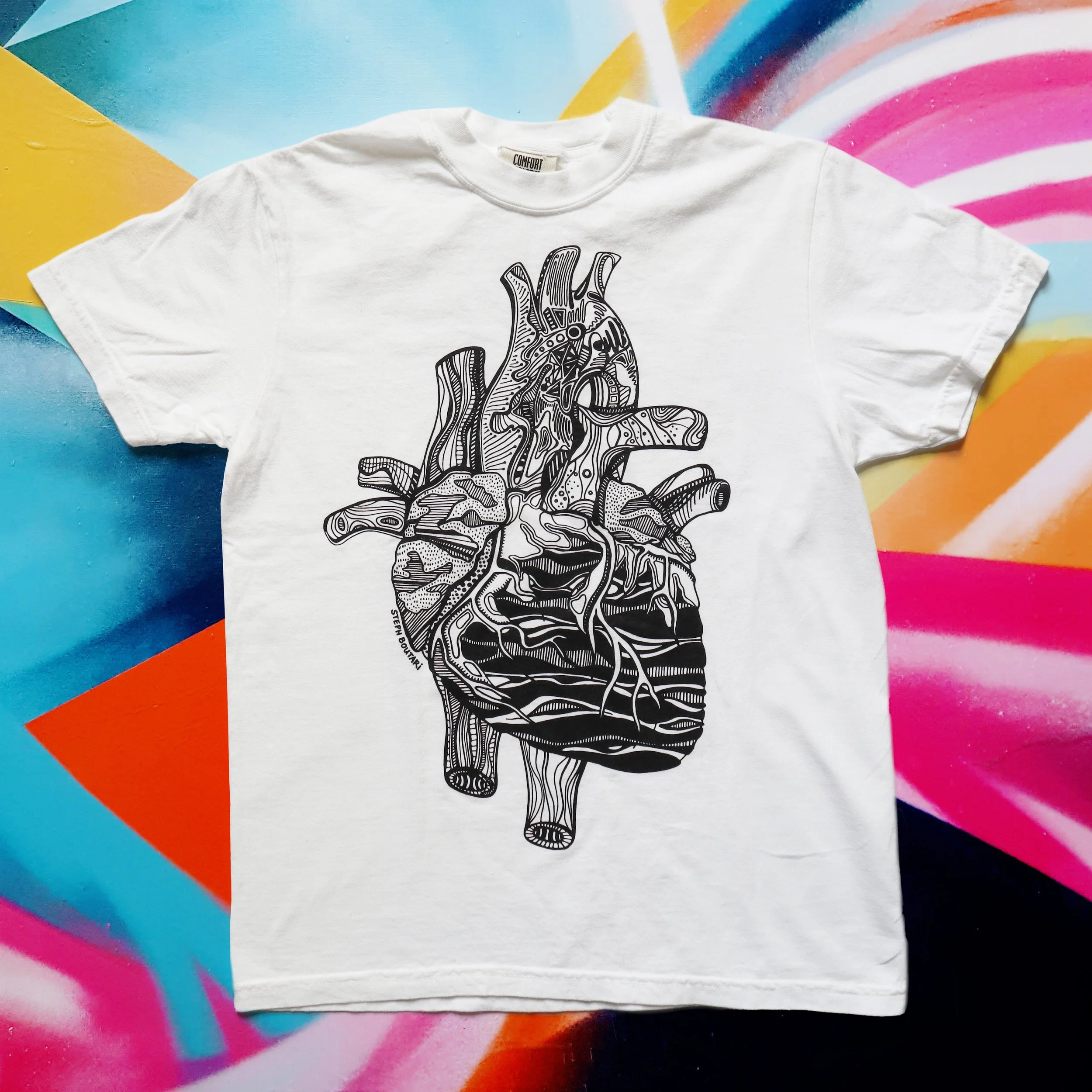 BIG HEART TEE - WHITE