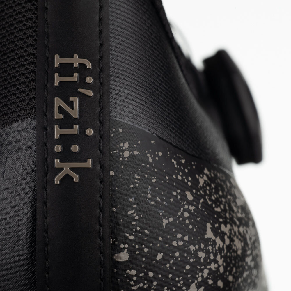 fizik-tempo-overcurve-r4-les-classiques-wide-road-bike-shoes-image-4.jpg