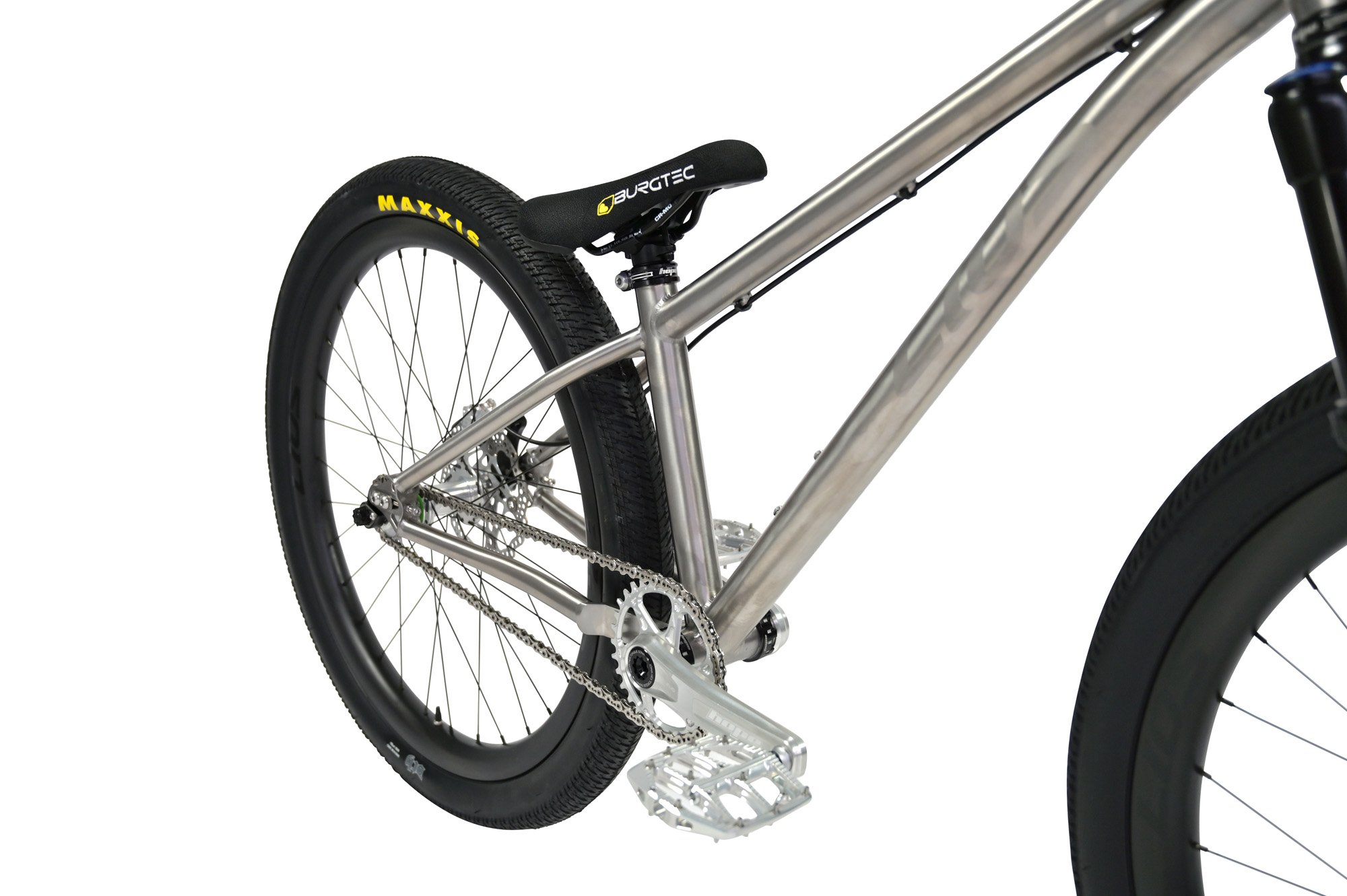 20220311-lios-titanium-dirt-jump-bike-profile-6.jpg