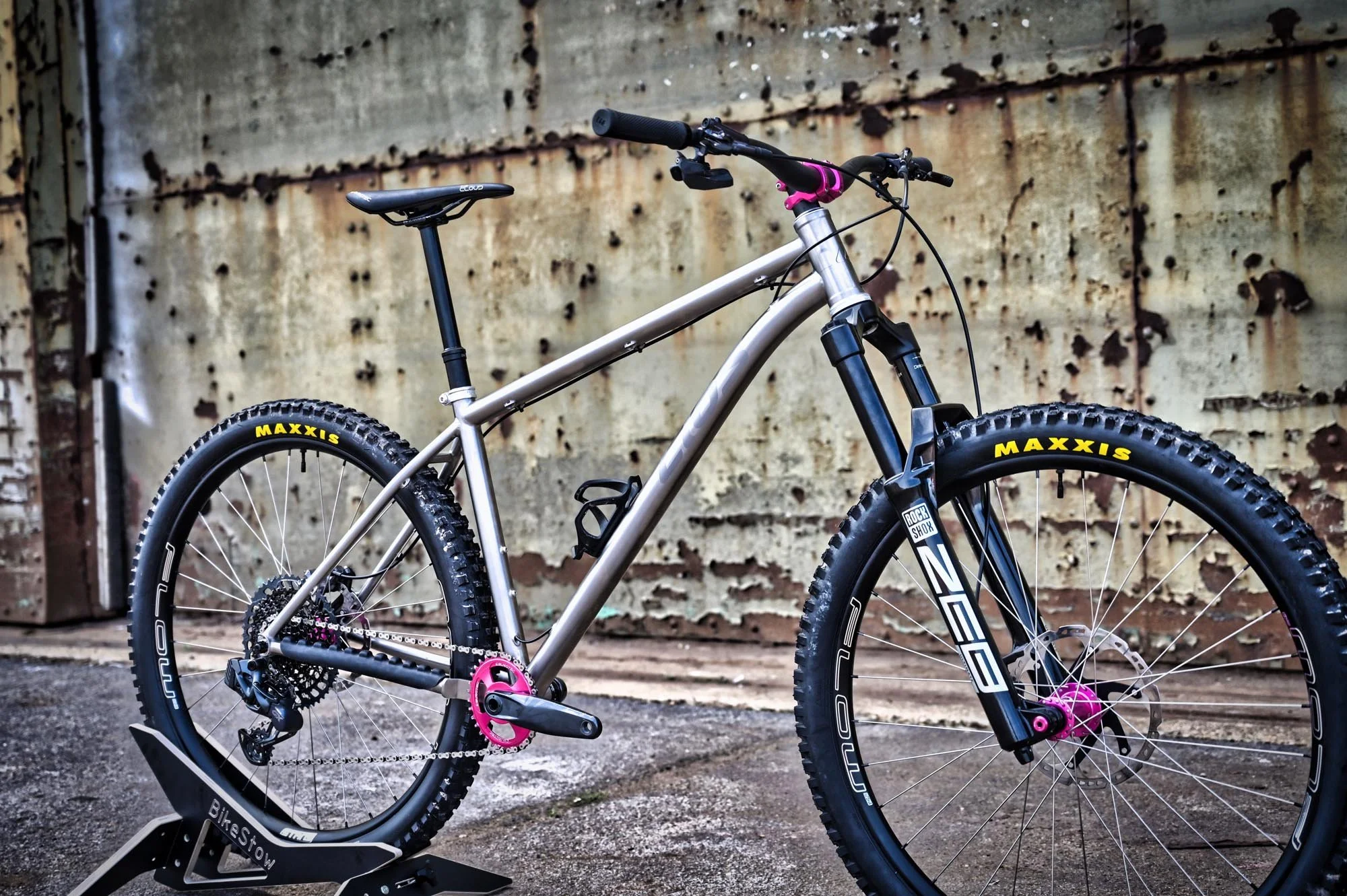 Titanium Hardtail Mountain Bike Frame For Sale In UK LIOS Ride In Titanium Hardtail Mountain Bike Frame For Sale In UK LIOS Ride In