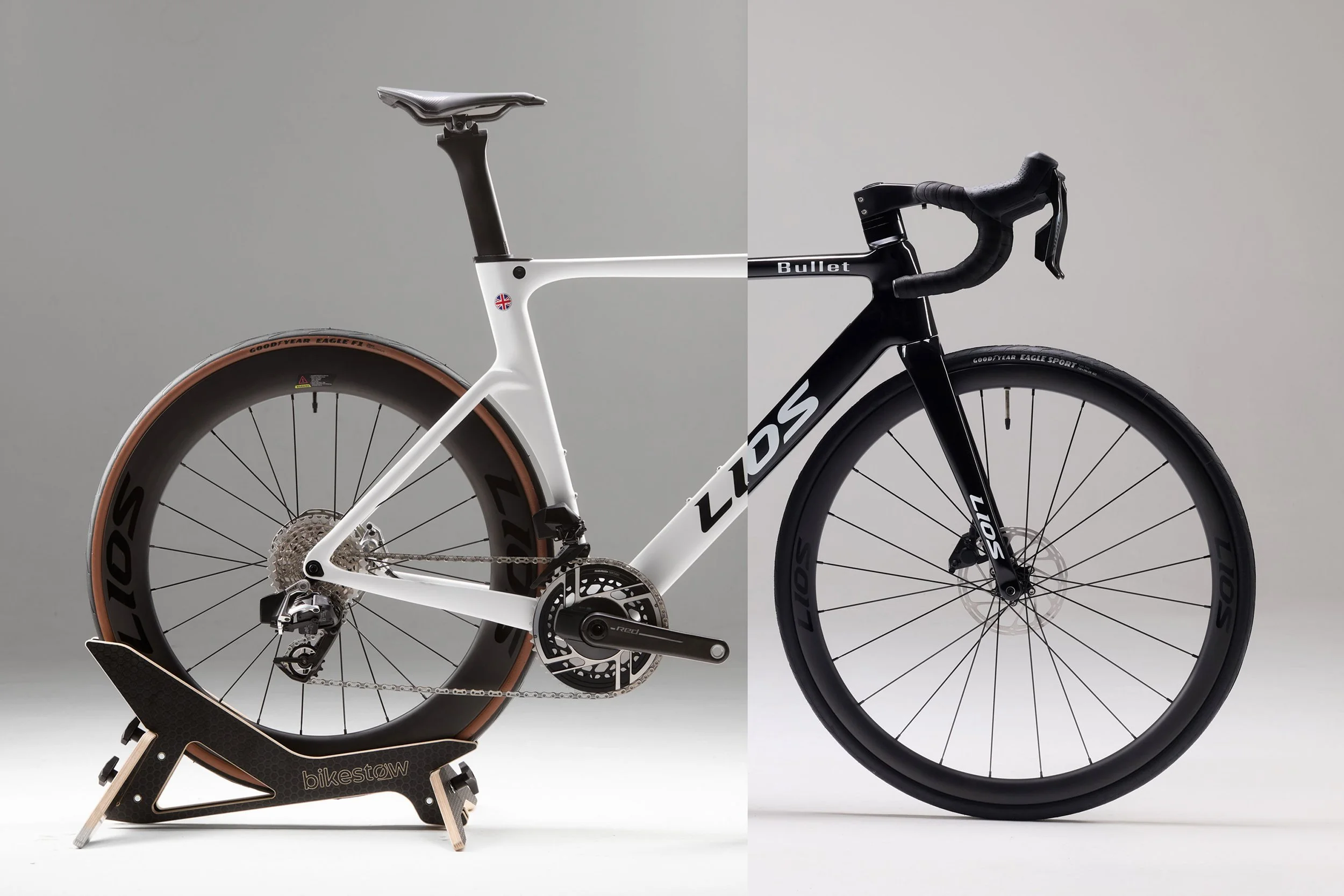 What’s the Difference Between an Endurance and Aero Road Bike?