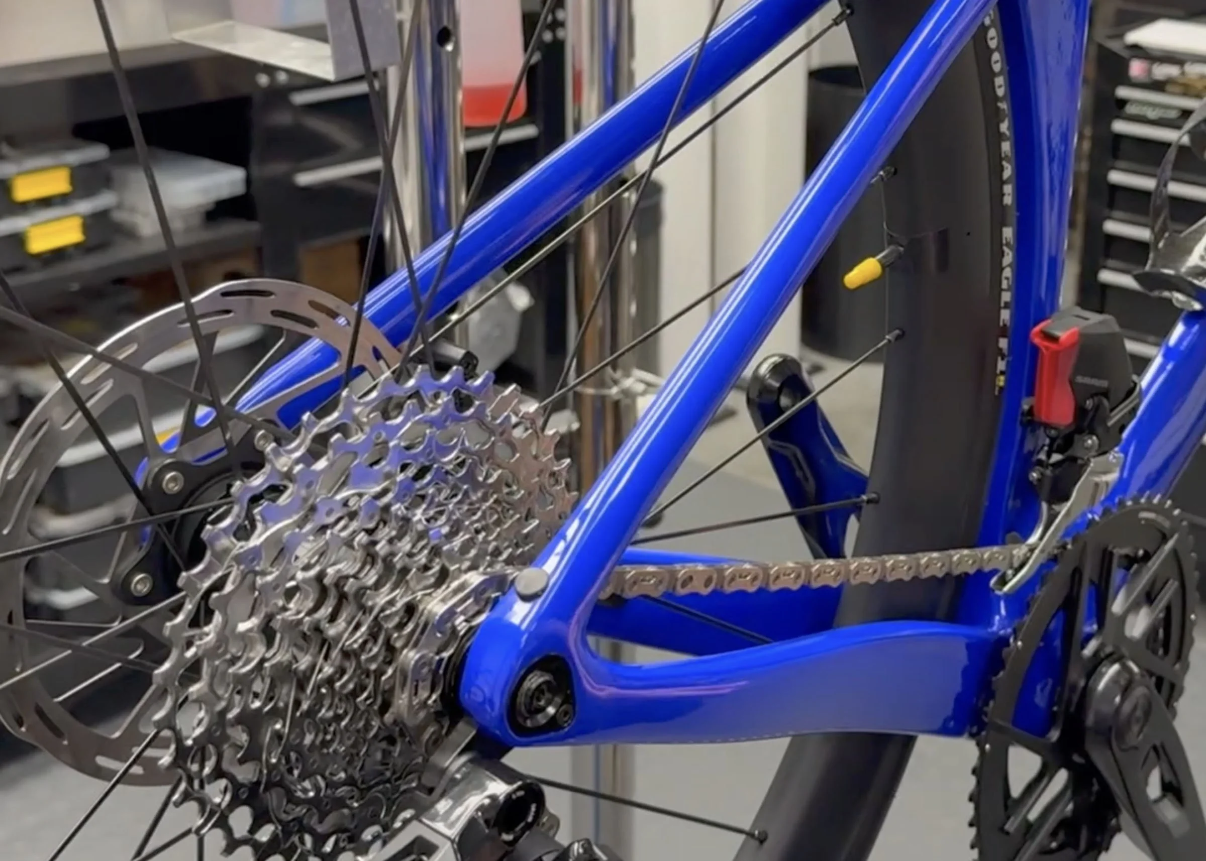 SRAM cassette showing chain on 11 tooth sprocket with 10 tooth sprocket unavailable in compliant setup