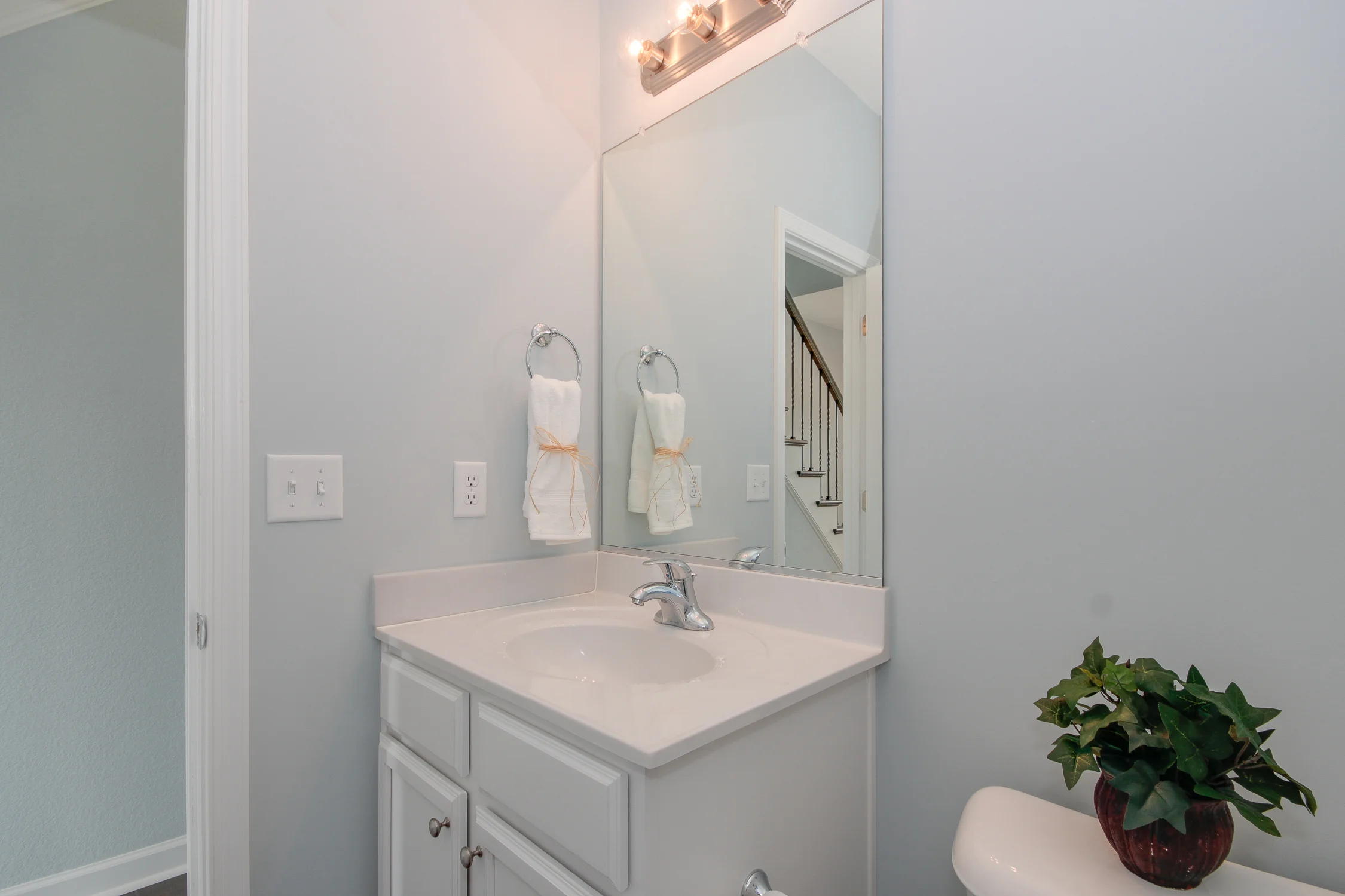 Briarcliffe Ln-32.jpg