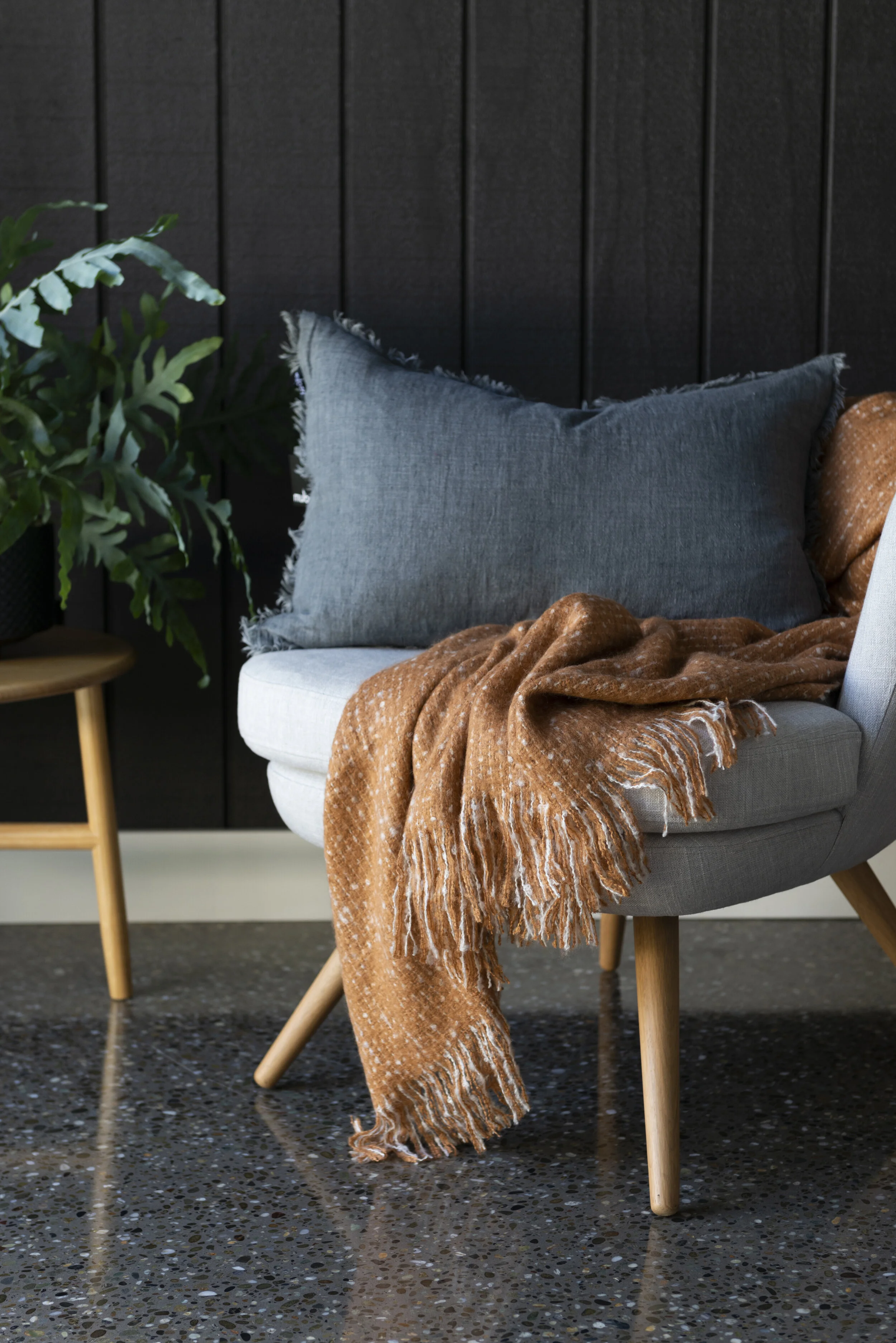 Repose Nutmeg - Scene.jpg