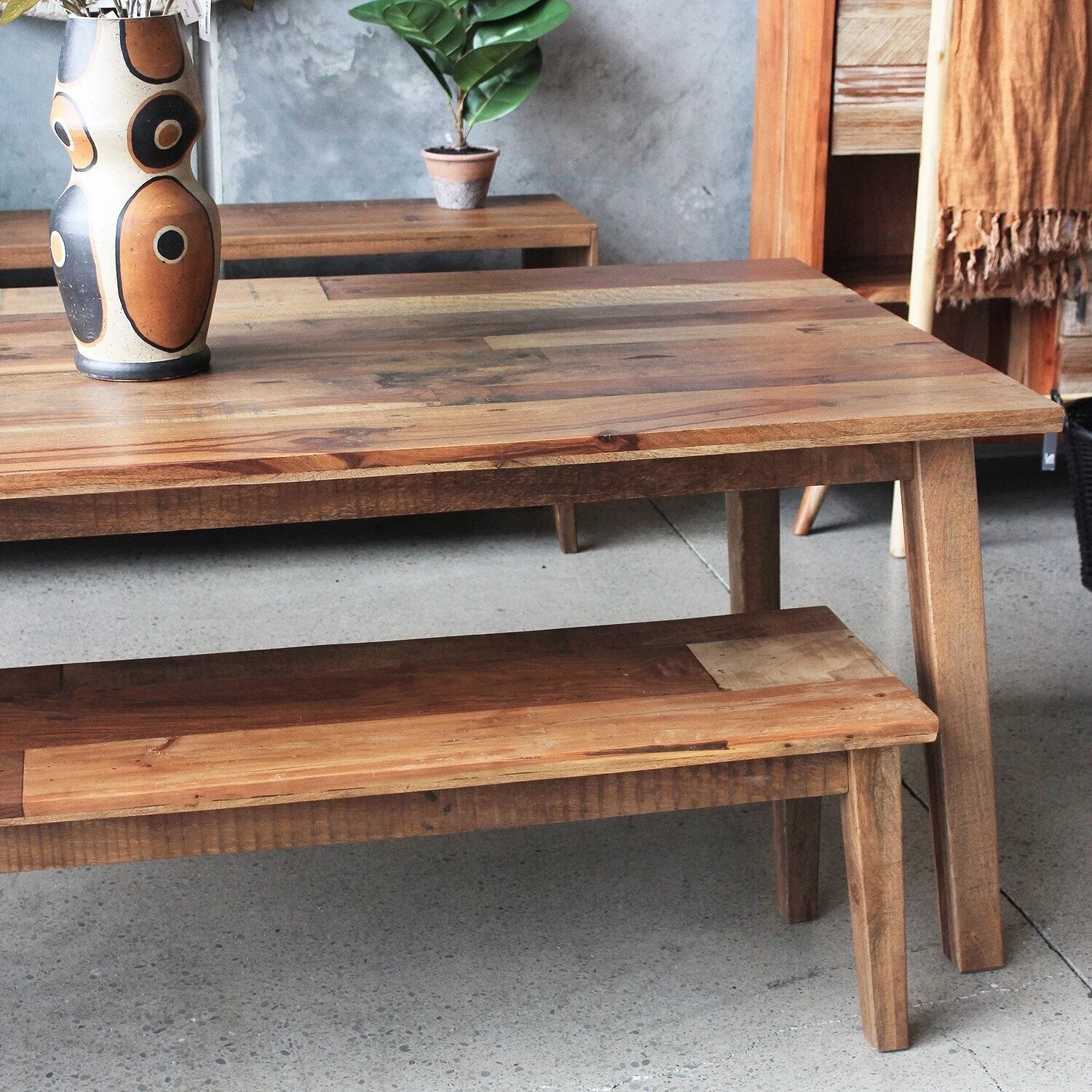 Sleek Dining Table — Loft Furniture New Zealand