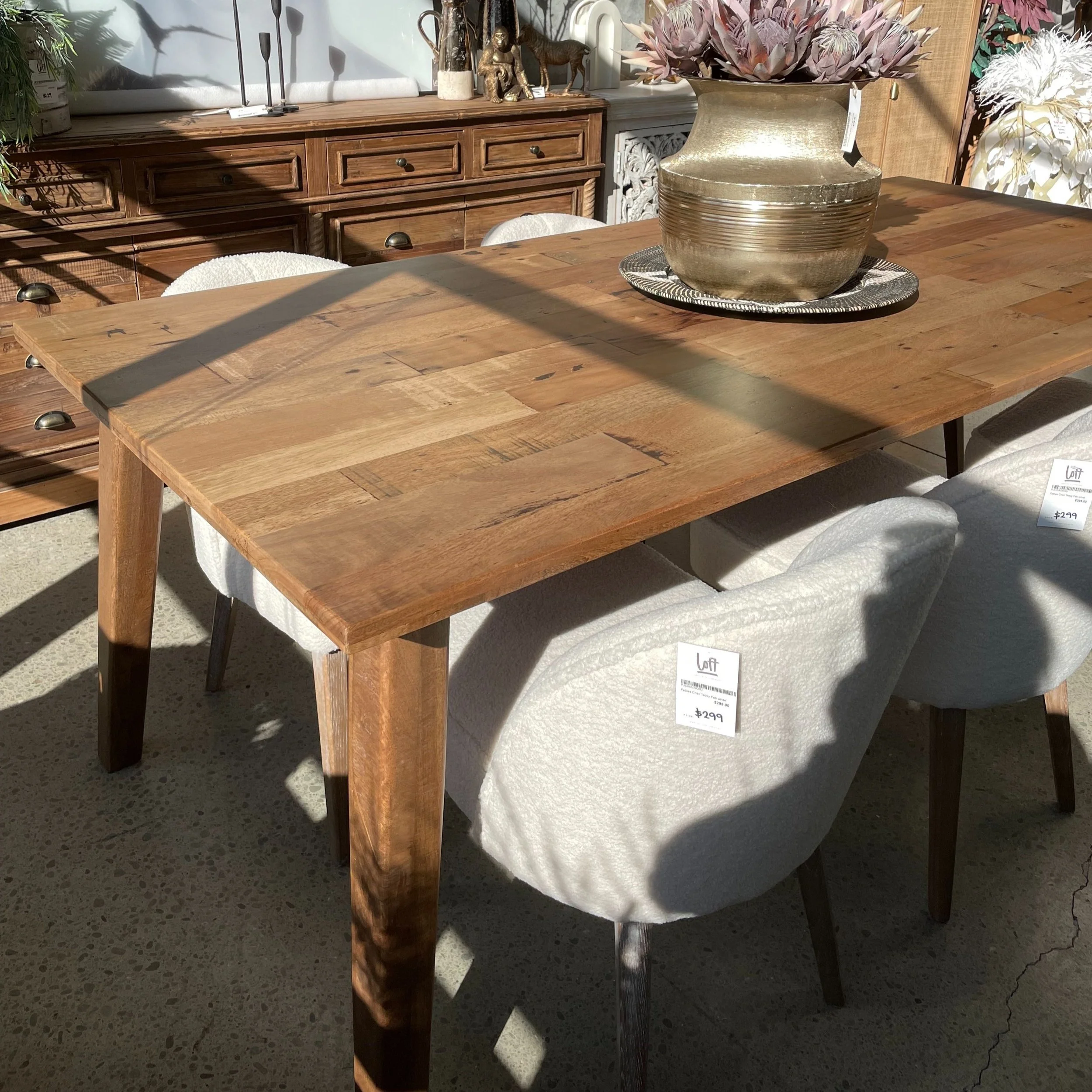 Sleek Dining Table — Loft Furniture New Zealand