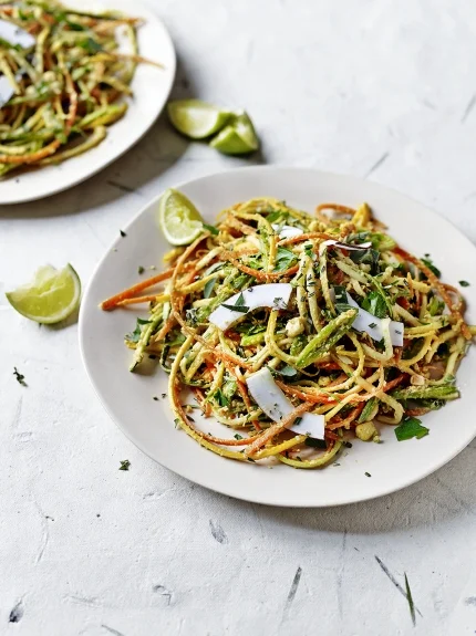 veggie_noodles_curry.jpg