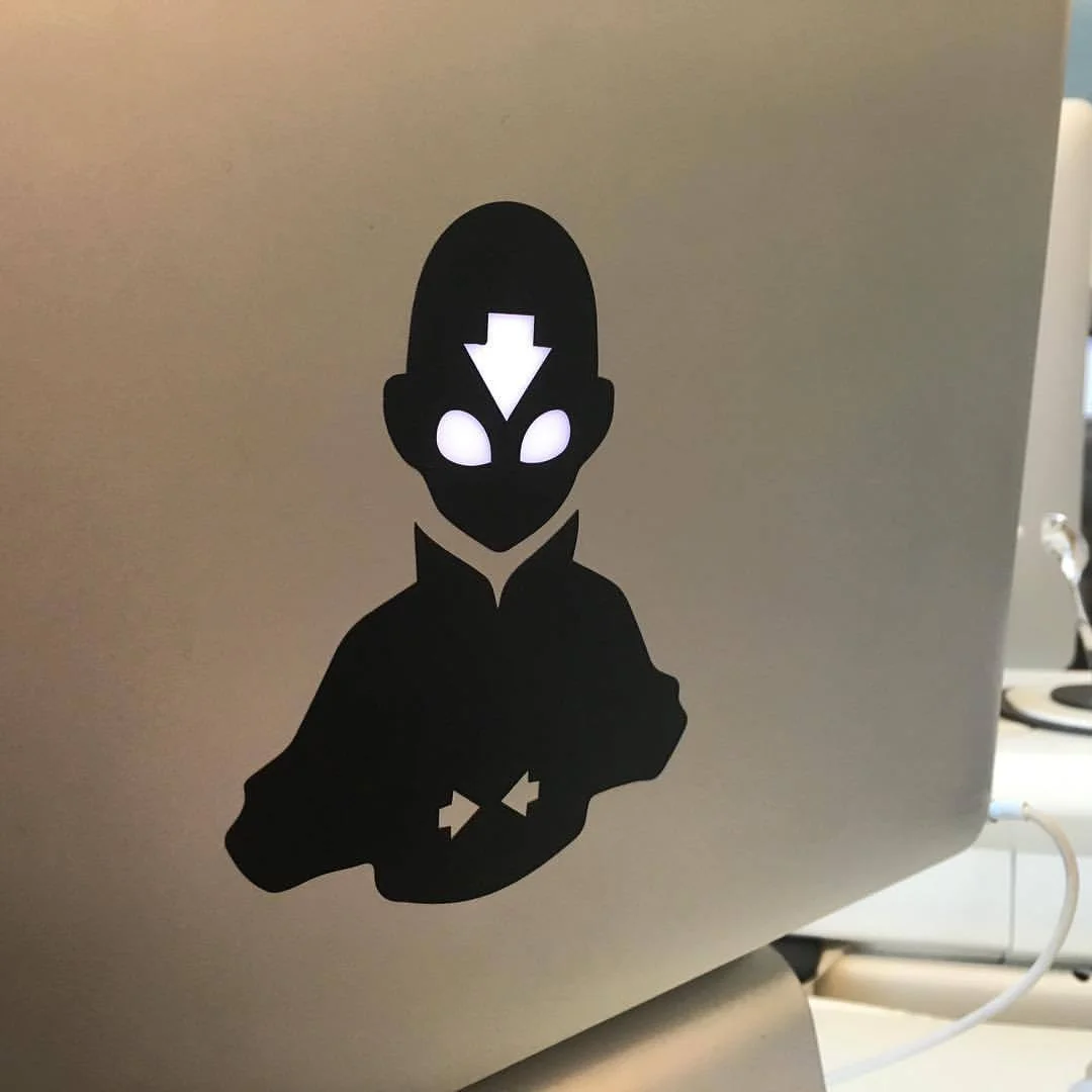 macbook_airbender.jpg