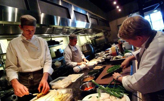 Chefs prep'ing88.JPG