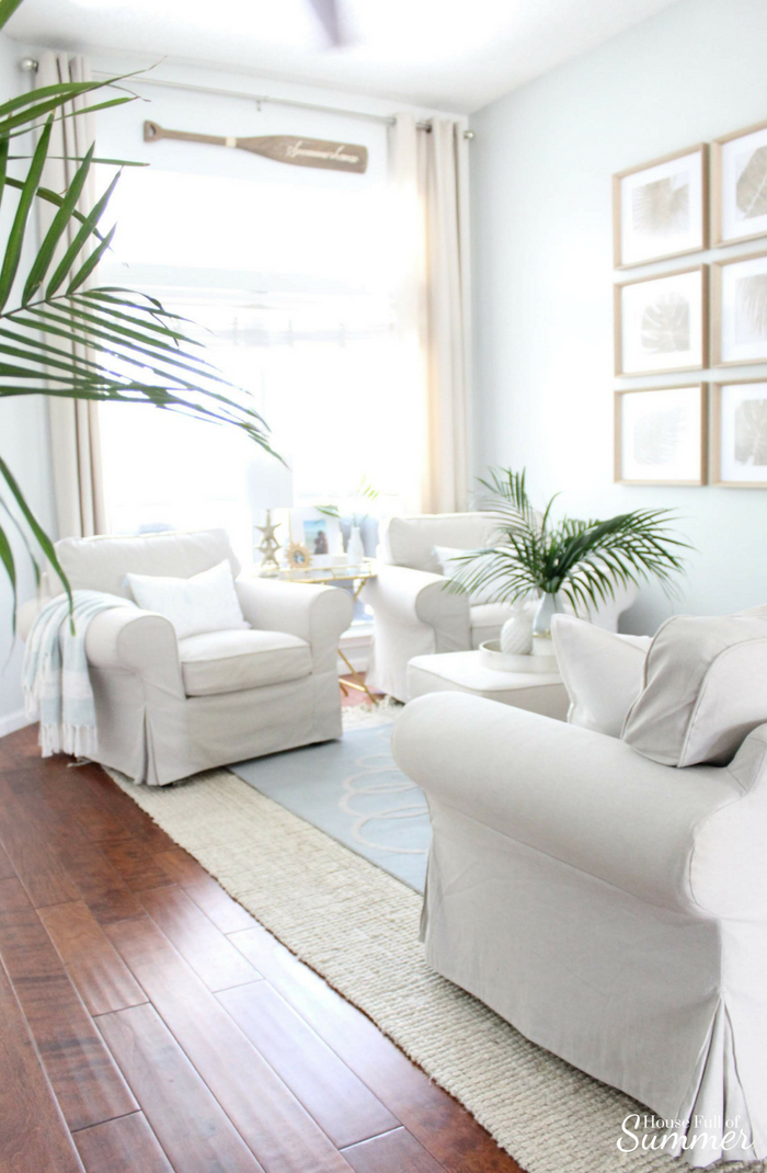 Serene Coastal Chic Living Room Decor House Full Of Summer Home Lifestyle - How To Decorate A Living Room Beach Style