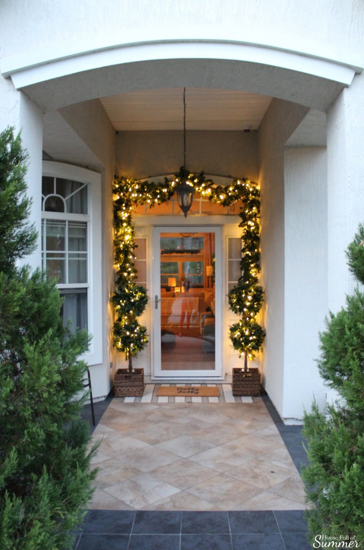 How To Decorate Your Porch For Christmas In A Warm Climate House Full Of Summer Coastal Home Lifestyle