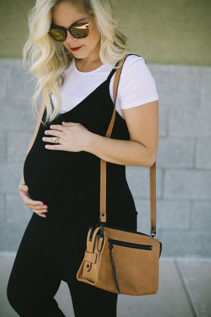 Baby Bump Style: The Do's & Don'ts When Dressing Your Bump by Las Vegas fashion bloggers Life of a Sister