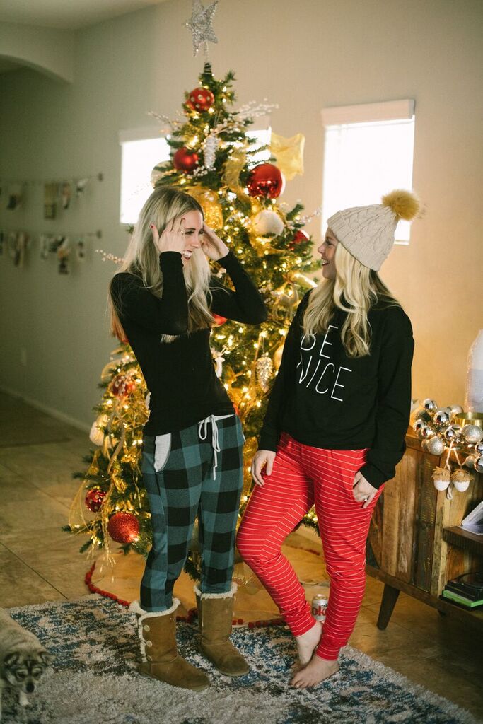 Brickyard Buffalo Guest Editors by Las Vegas style bloggers Life of a Sister