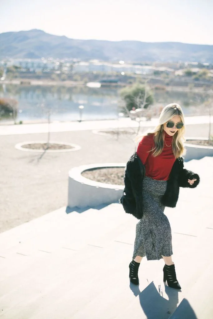 Valentine's Day Outfit Inspiration featured by top US fashion blog, Life of a Sister