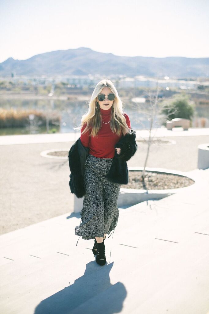 Valentine's Day Outfit Inspiration featured by top US fashion blog, Life of a Sister