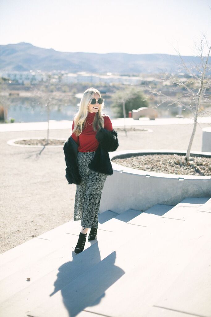 Valentine's Day Outfit Inspiration featured by top US fashion blog, Life of a Sister