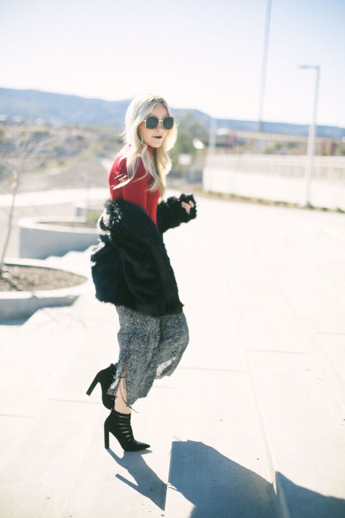 Valentine's Day Outfit Inspiration featured by top US fashion blog, Life of a Sister