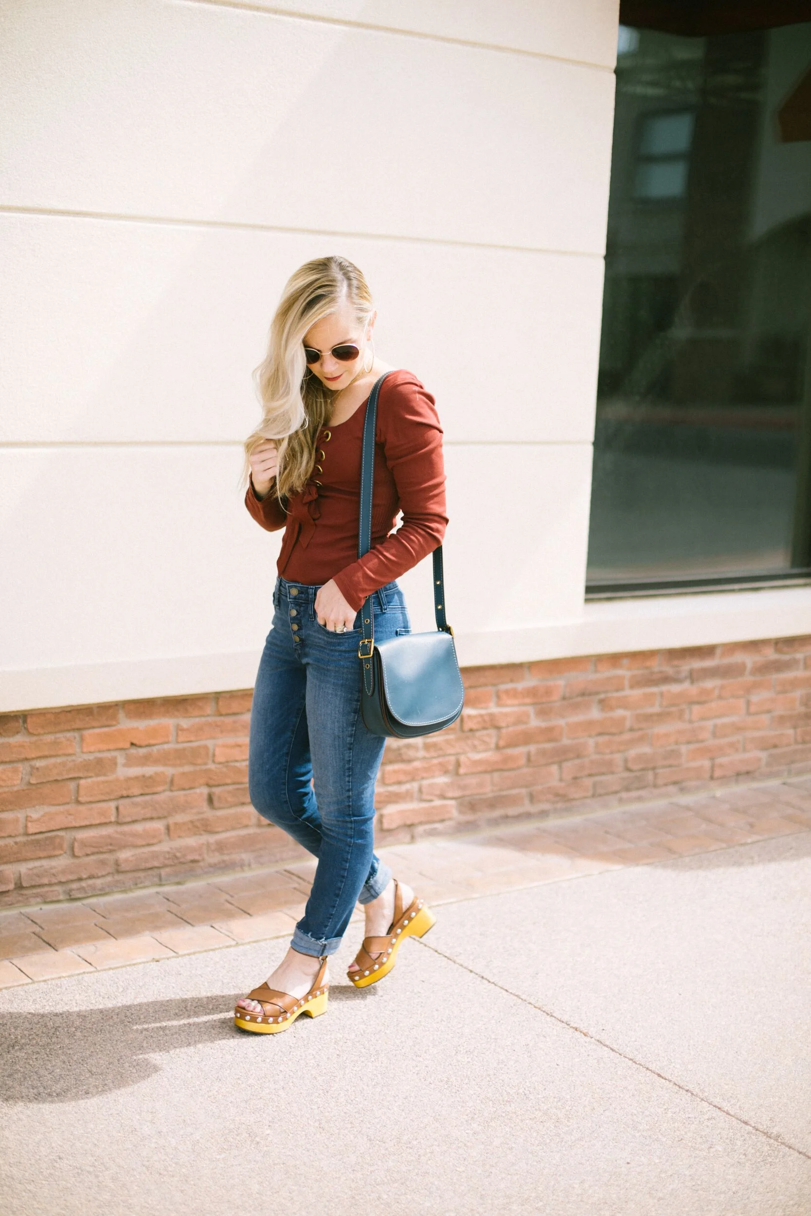 How to Find the Perfect Pair of Jeans by popular Las Vegas fashion bloggers Life of a Sister