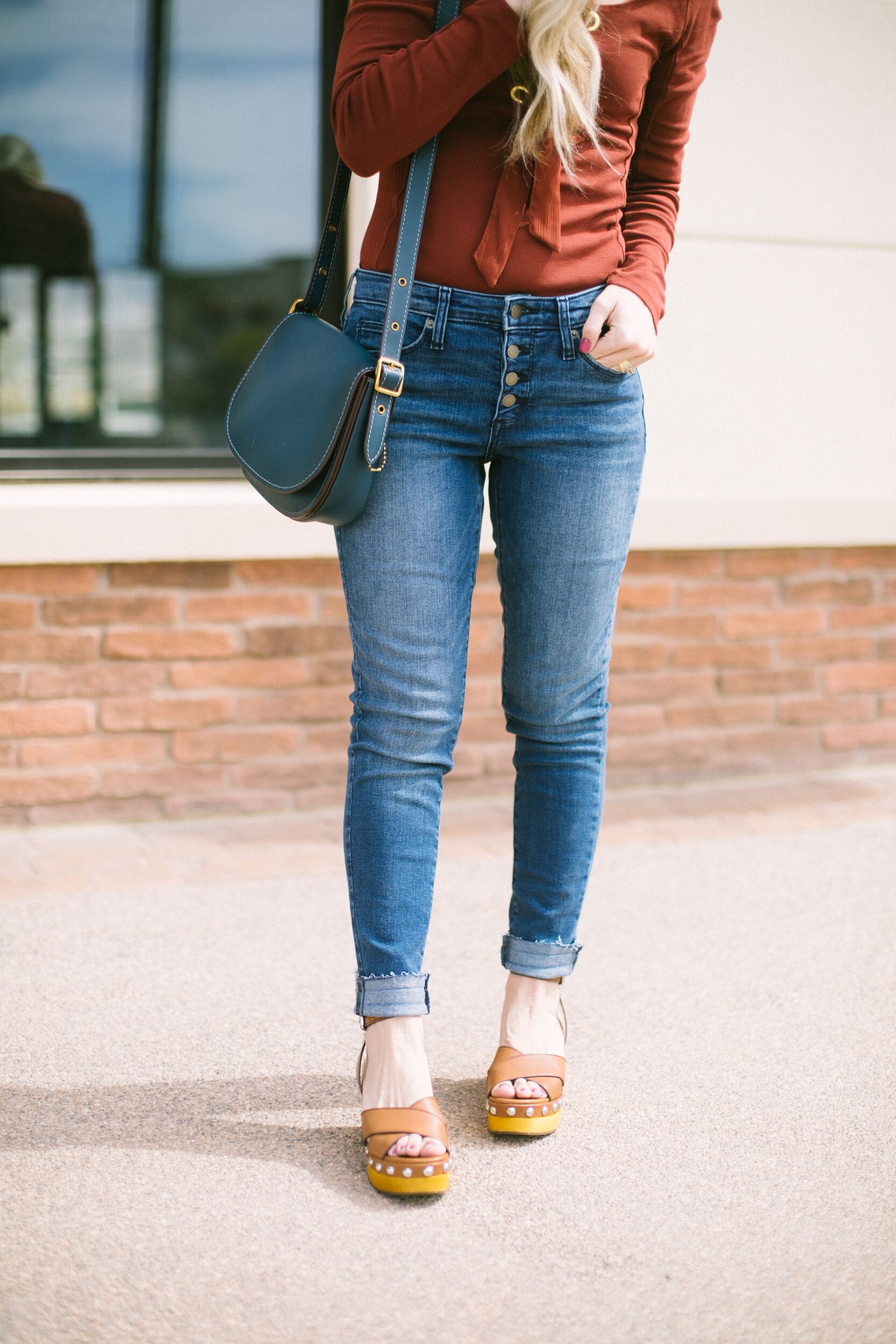 How to Find the Perfect Pair of Jeans by popular Las Vegas fashion bloggers Life of a Sister