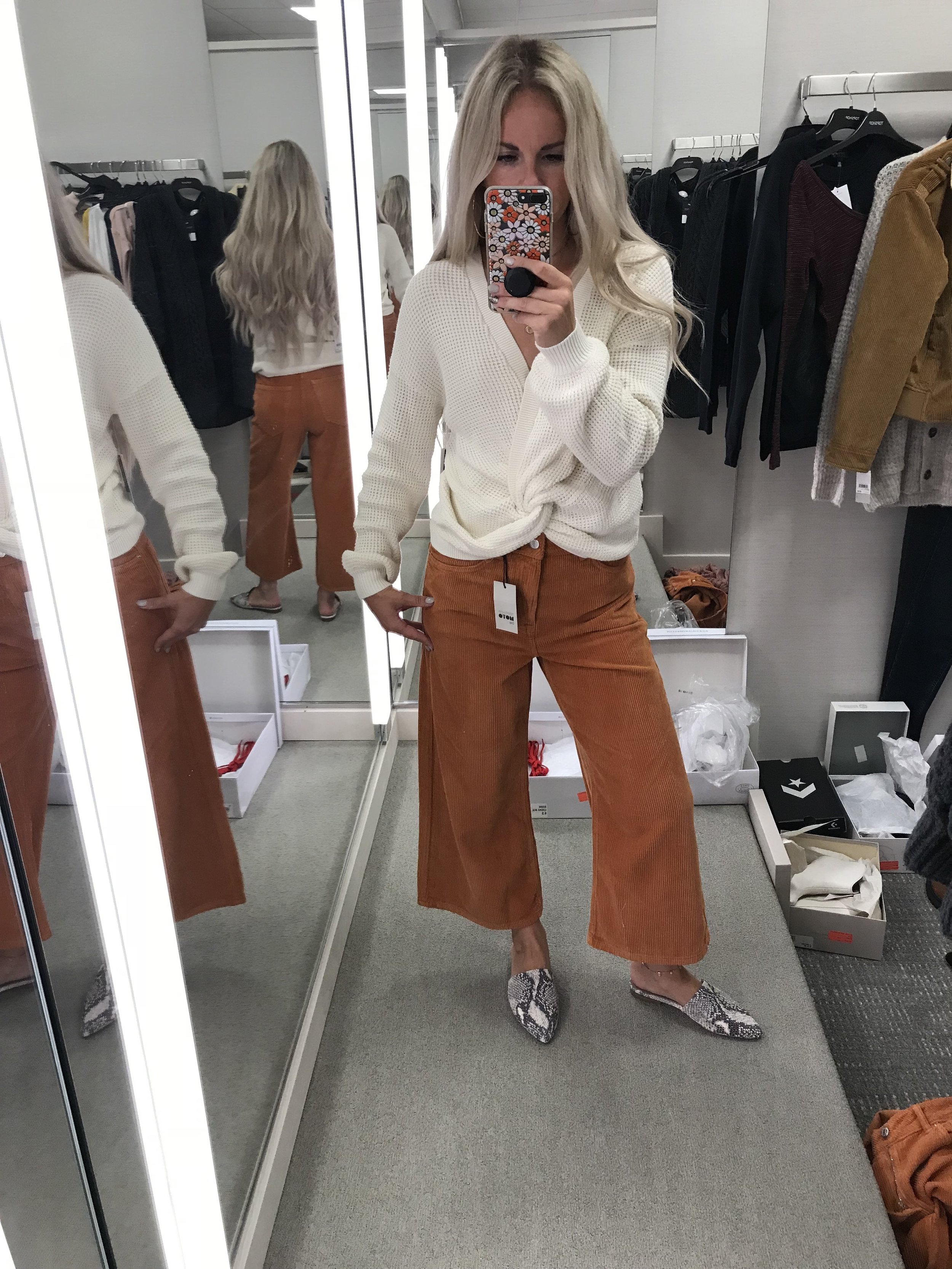 Nordstrom Anniversary Sale - Kenzi's Try on SESH featured by popular Las Vegas fashion bloggers, Life of a Sister