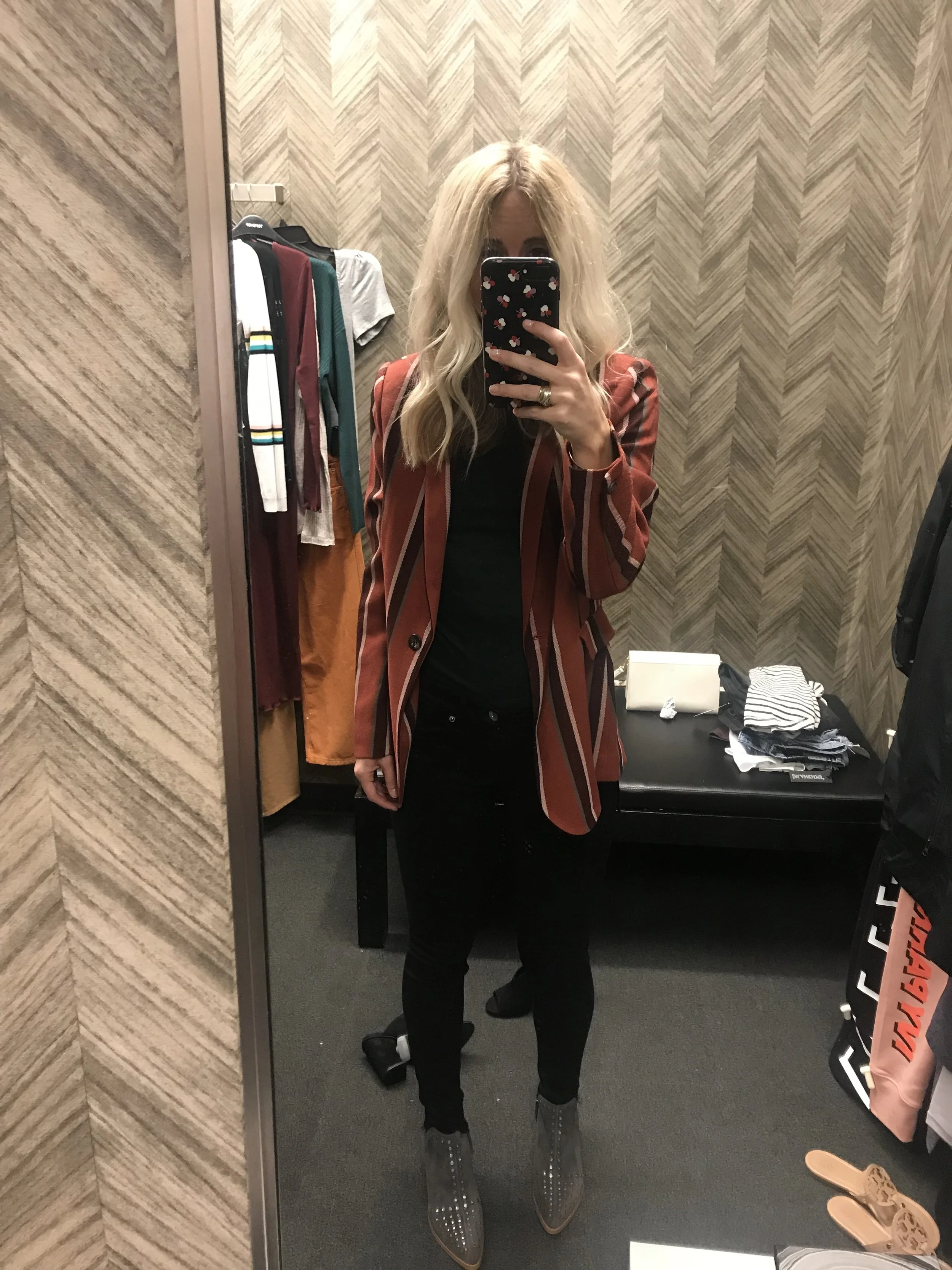 Nordstrom Anniversary Sale: JayCee's Try on SHESH featured by popular Las Vegas fashion blogger, Life of a Sister