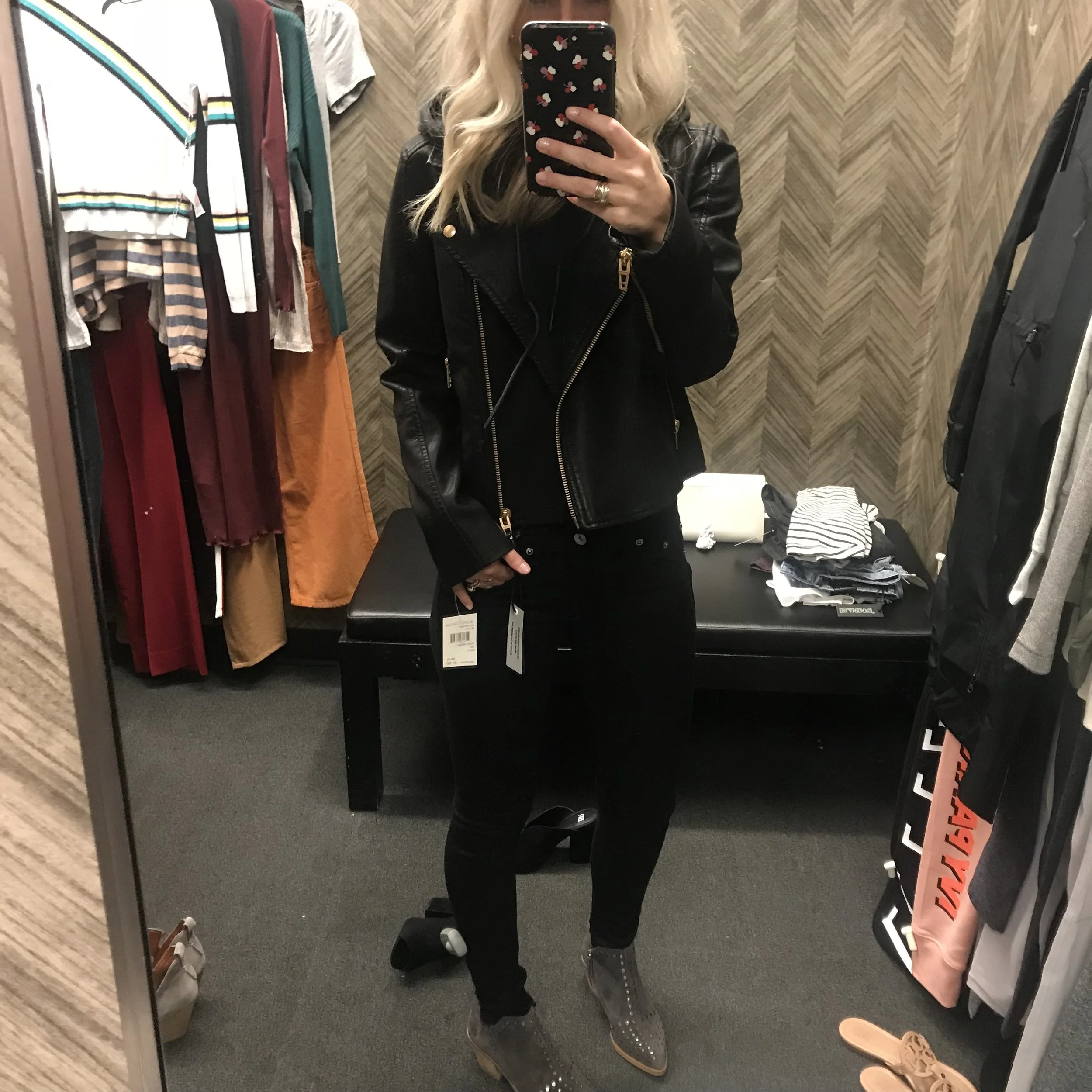 Nordstrom Anniversary Sale: JayCee's Try on SHESH featured by popular Las Vegas fashion blogger, Life of a Sister